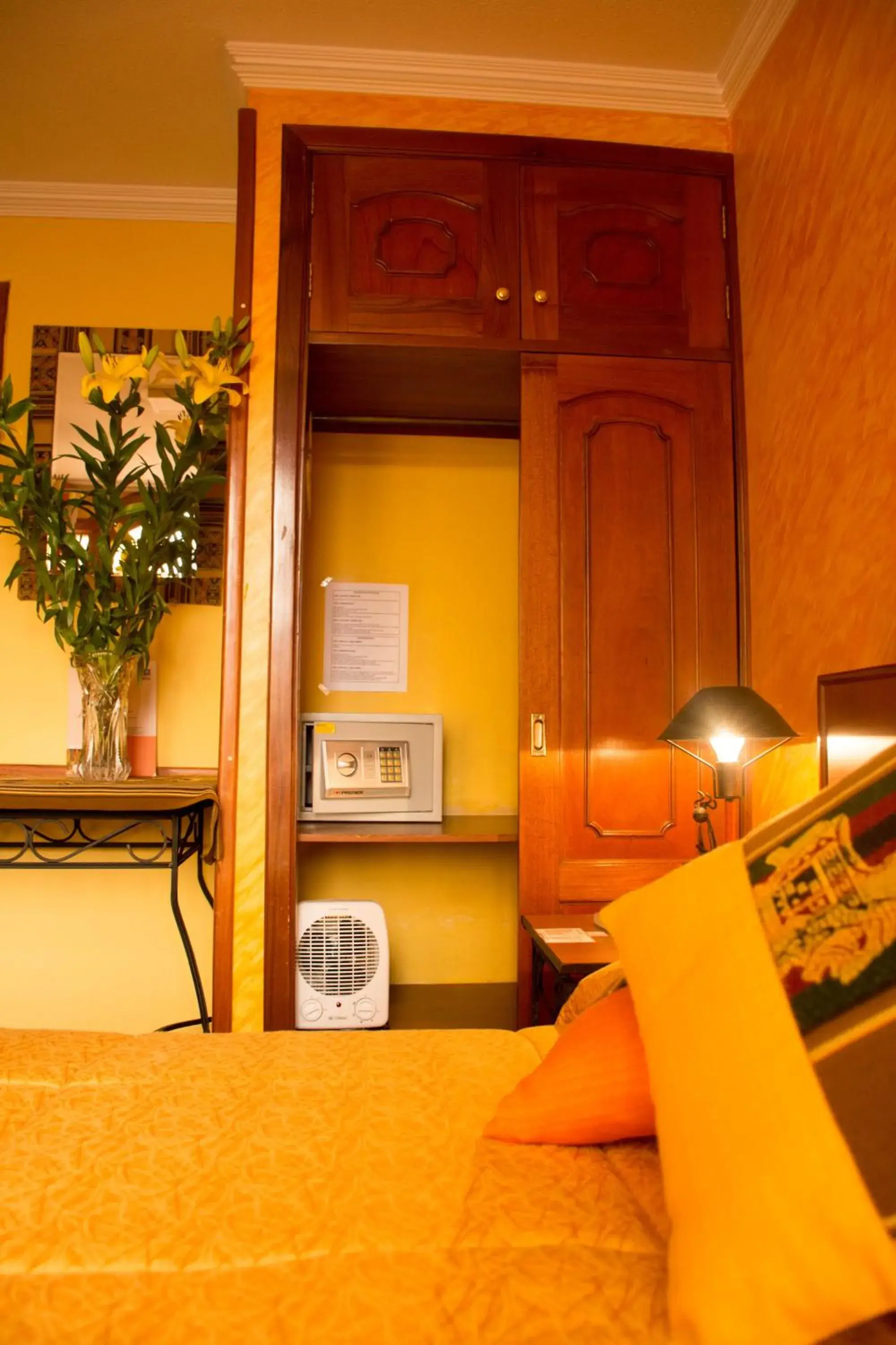 Double Room without View in Hotel Las Brisas Centro Double Room without View in Hotel Las Brisas Centro