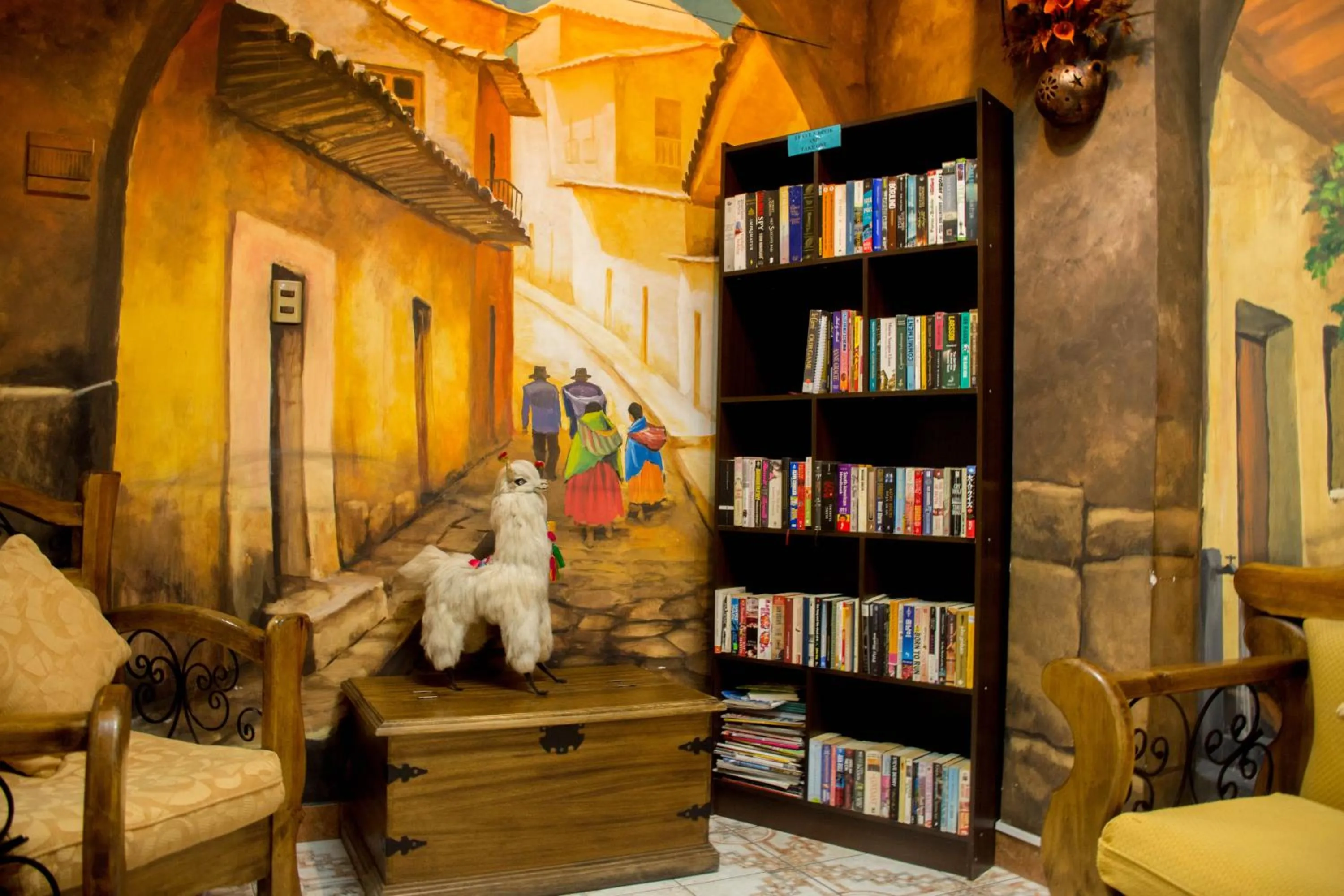 Library in Hotel Las Brisas Centro
