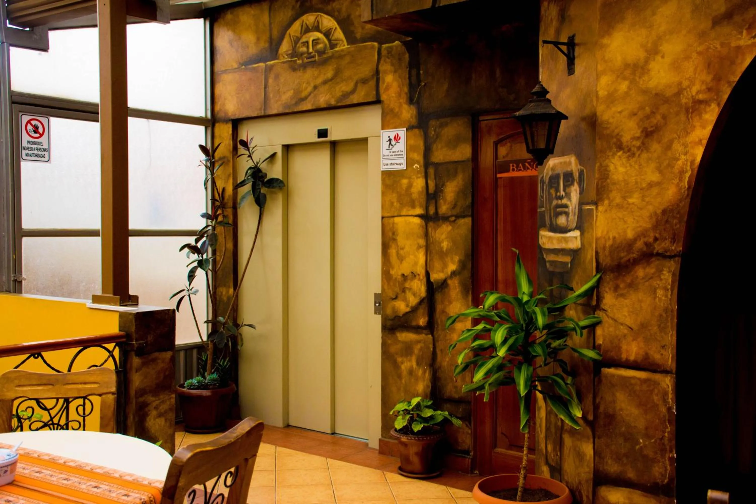 Area and facilities in Hotel Las Brisas Centro