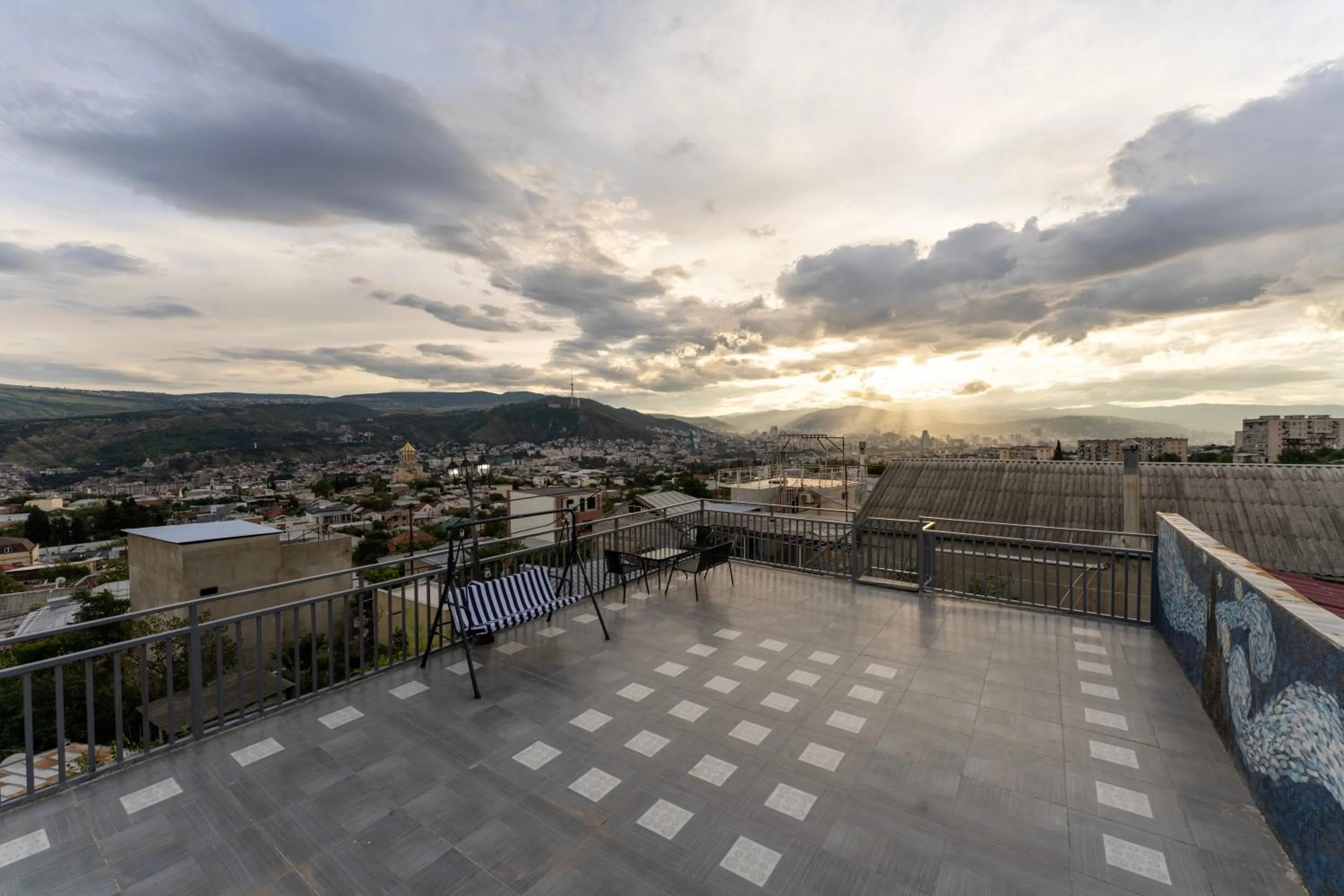 Upstairs Hotel Tbilisi