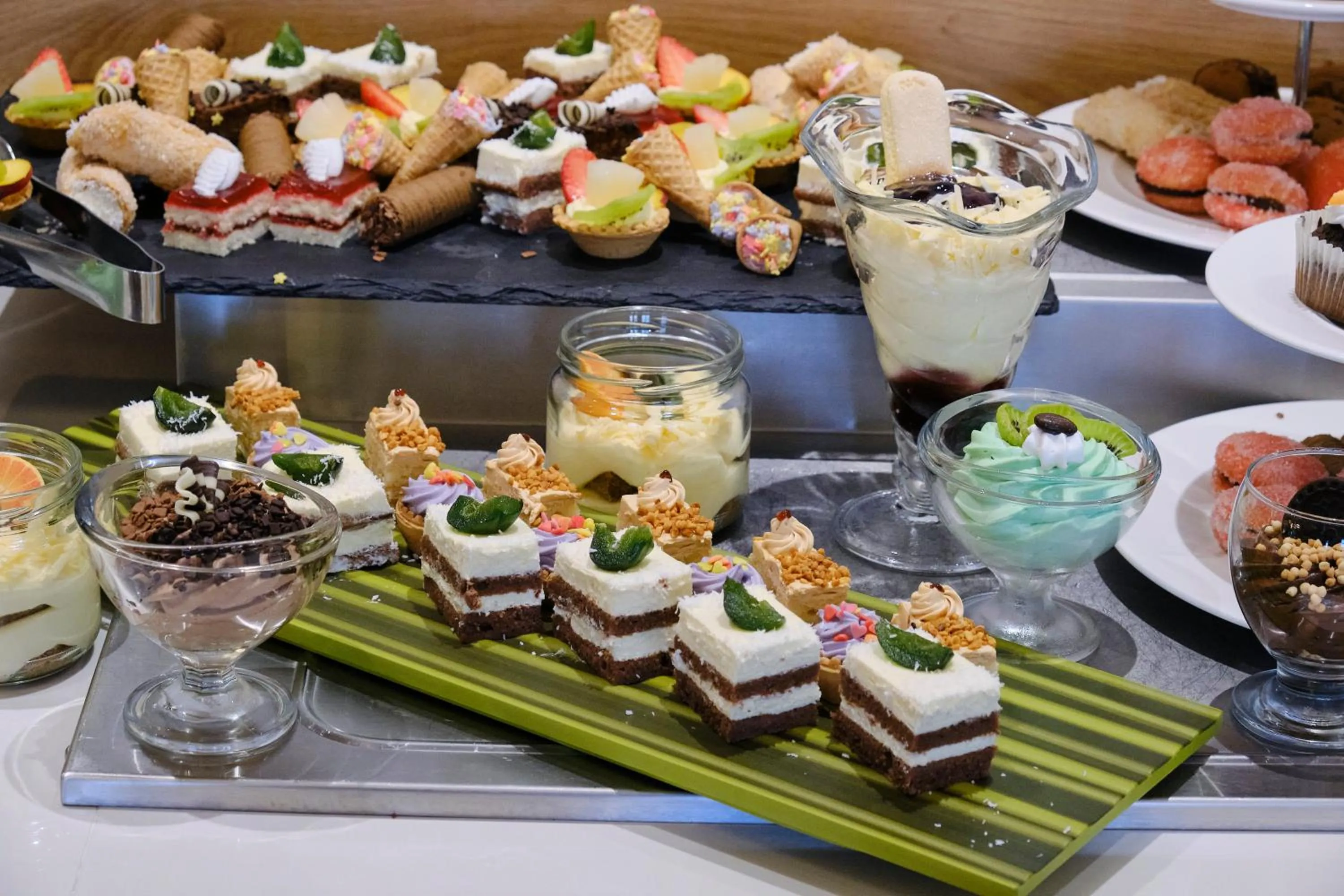 Restaurant/places to eat in Santa Marina Holiday Village