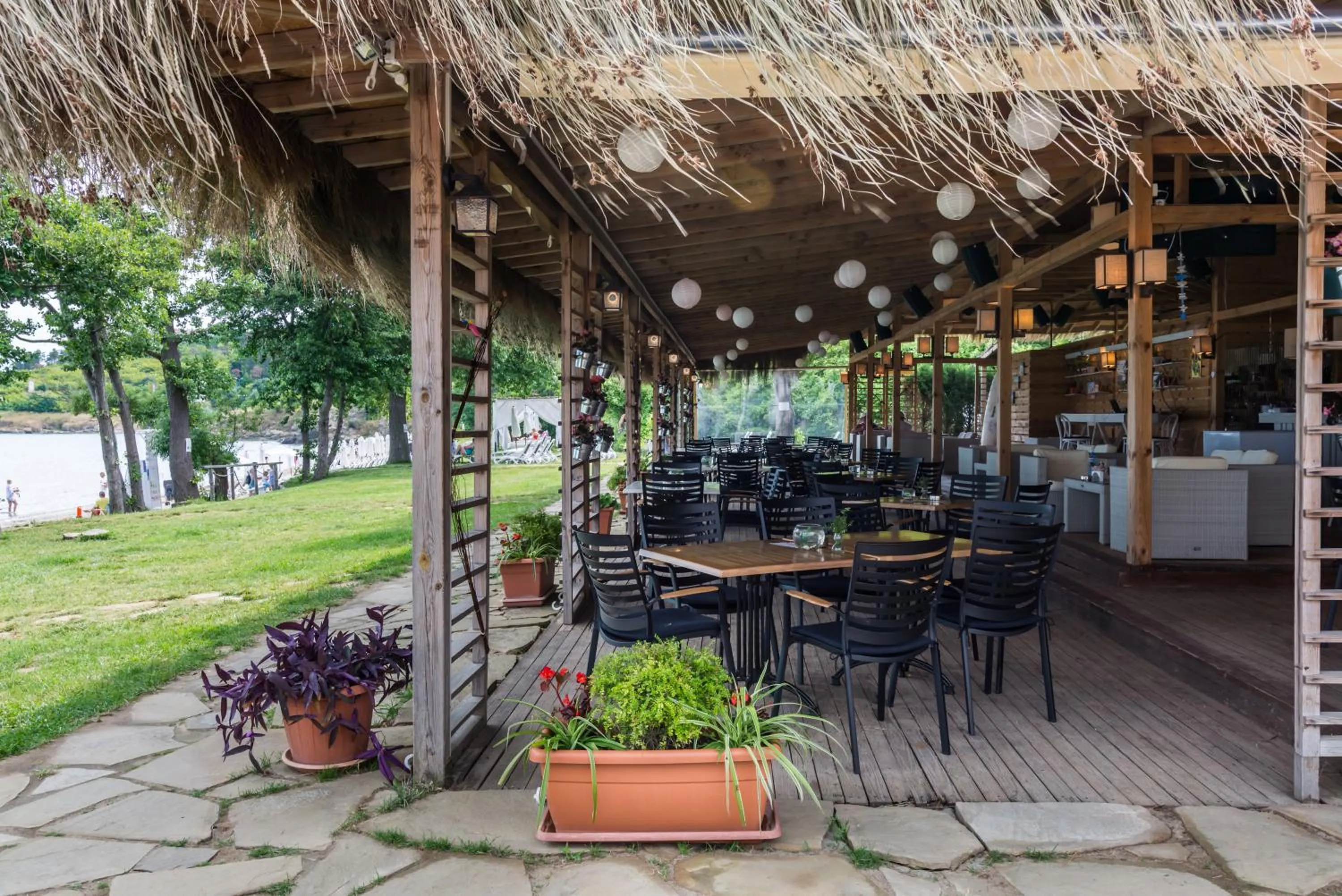 Restaurant/places to eat in Santa Marina Holiday Village