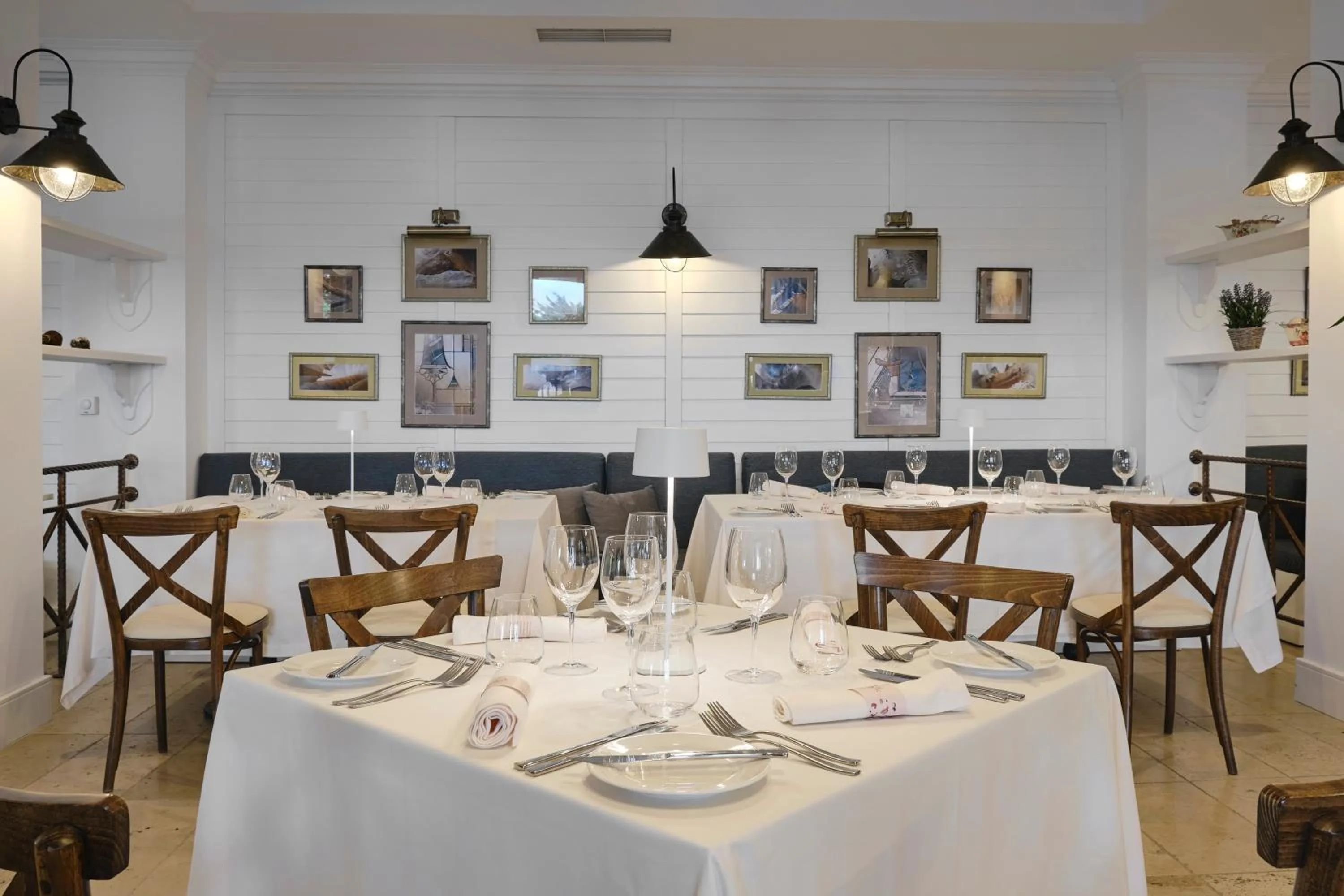 Restaurant/places to eat in Santa Marina Holiday Village