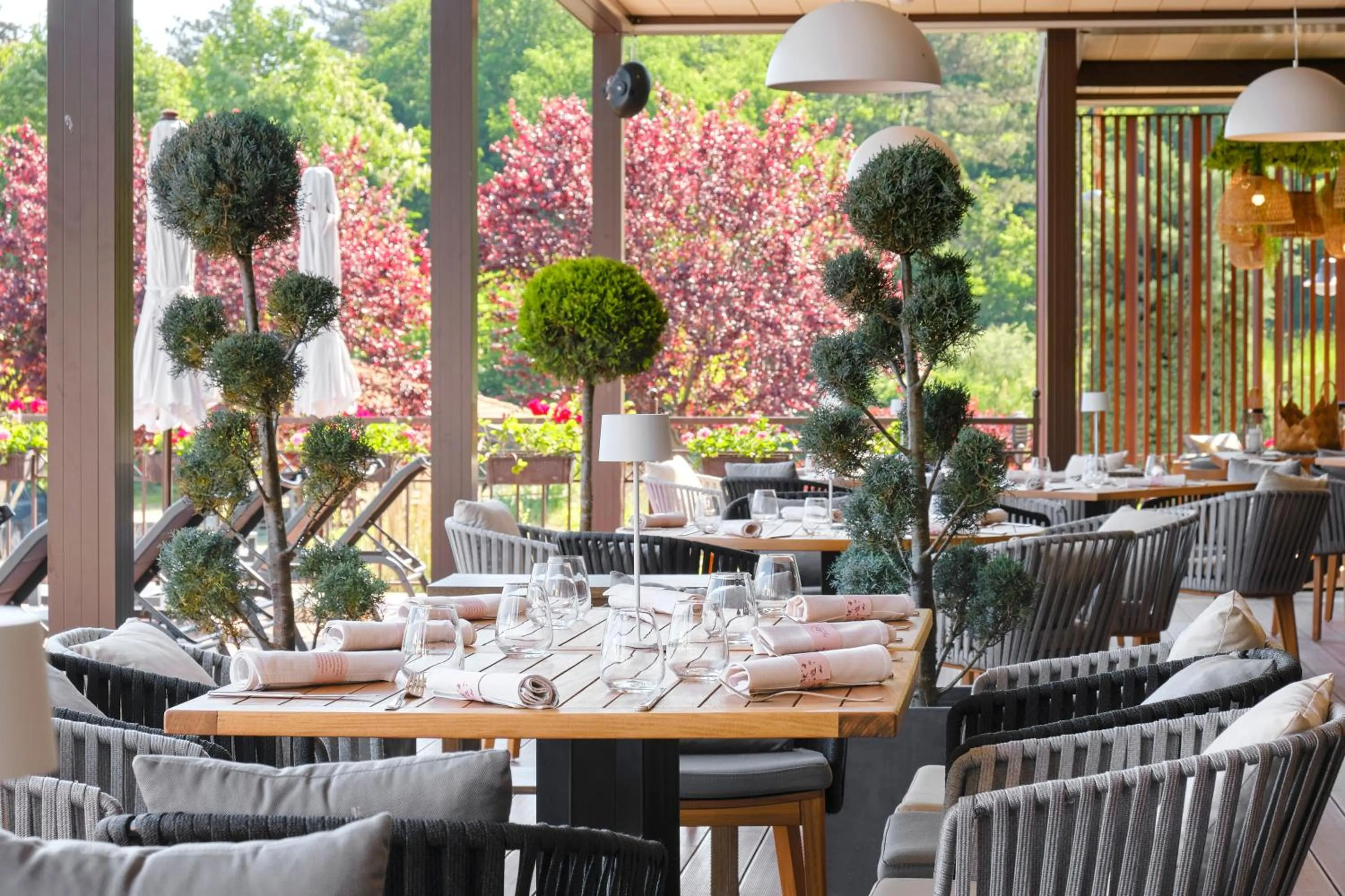 Restaurant/places to eat in Santa Marina Holiday Village