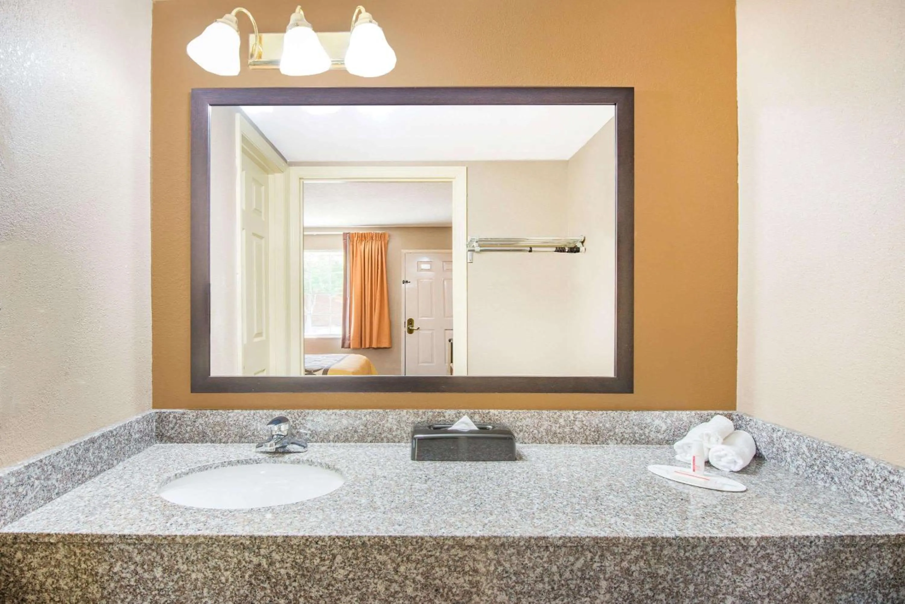 Bathroom in Super 8 by Wyndham Marysville