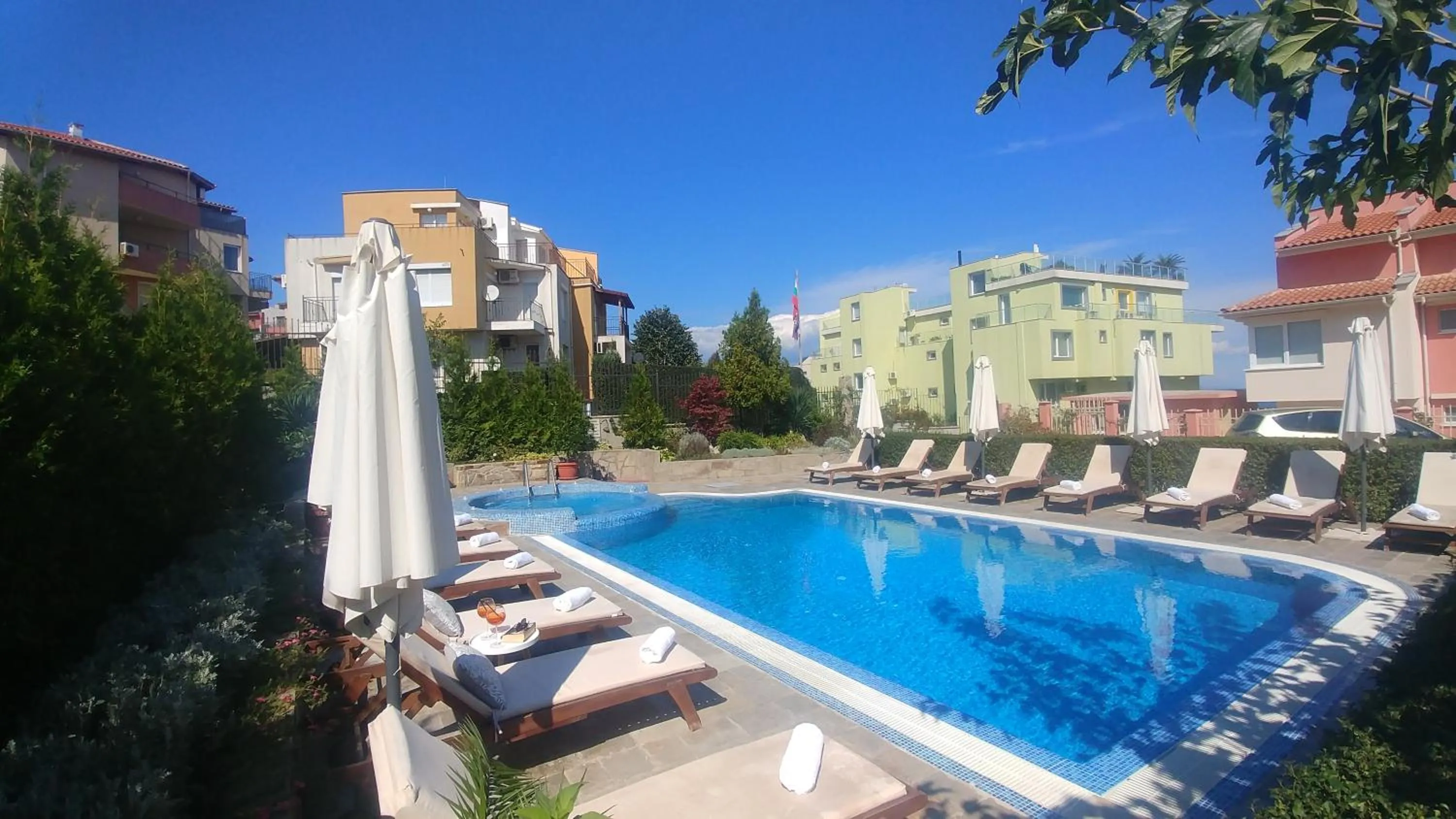 Garden view in Family Hotel Muses