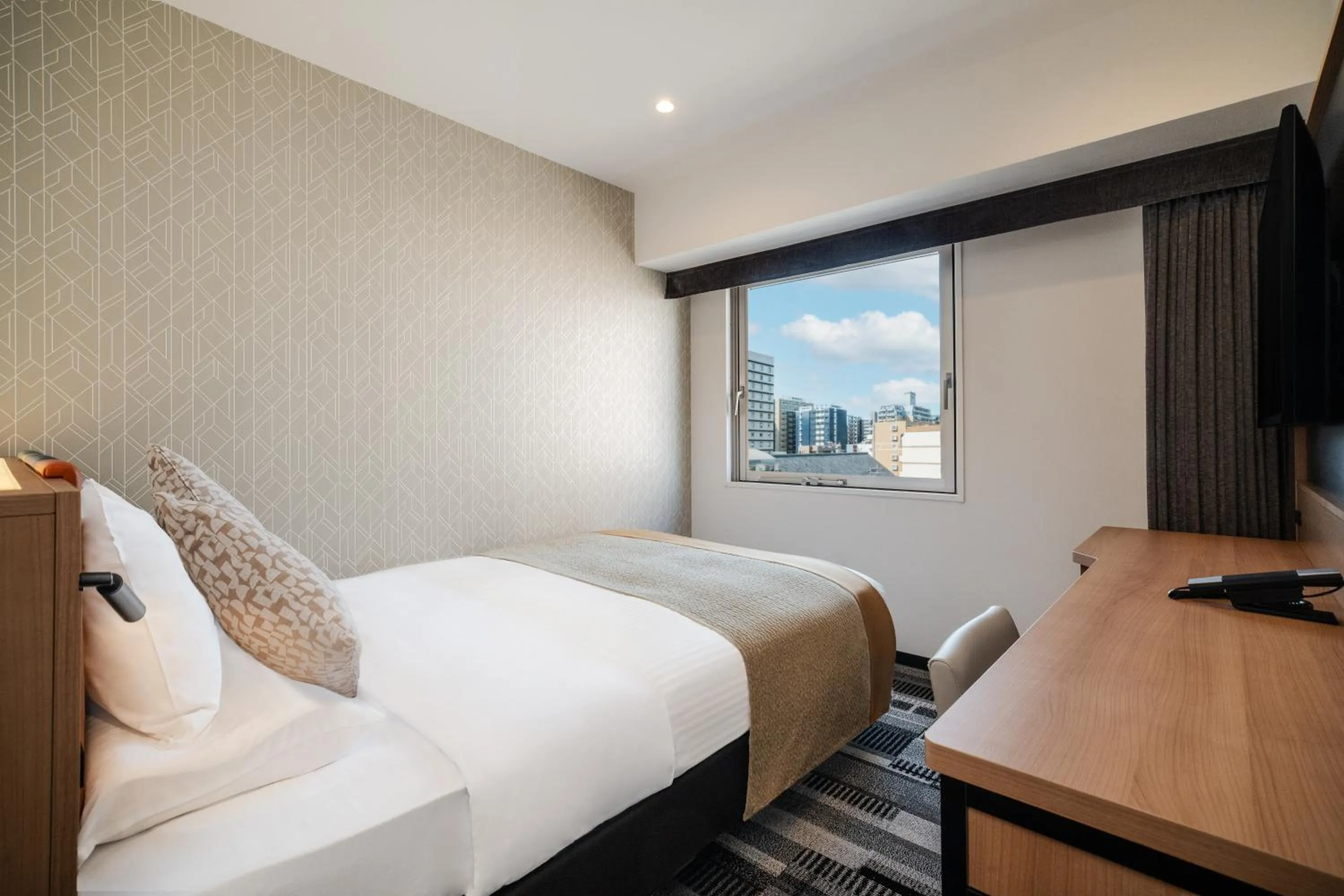 Photo of the whole room, Bed in HOTEL MYSTAYS Fukuoka Tenjin Minami