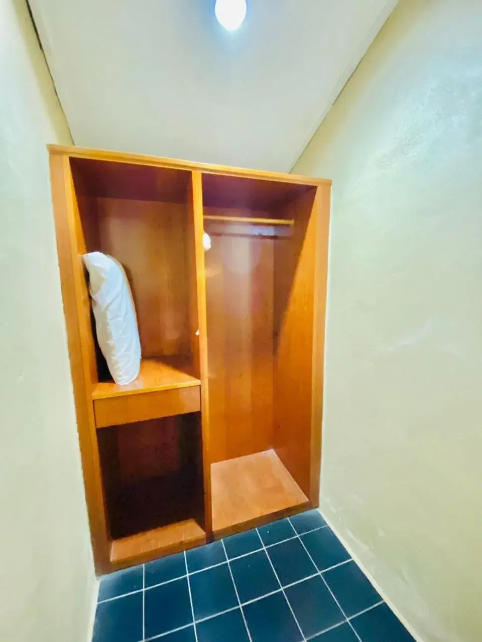 Deluxe Studio in Landcons Hotel & Resort Deluxe Studio in Landcons Hotel & Resort