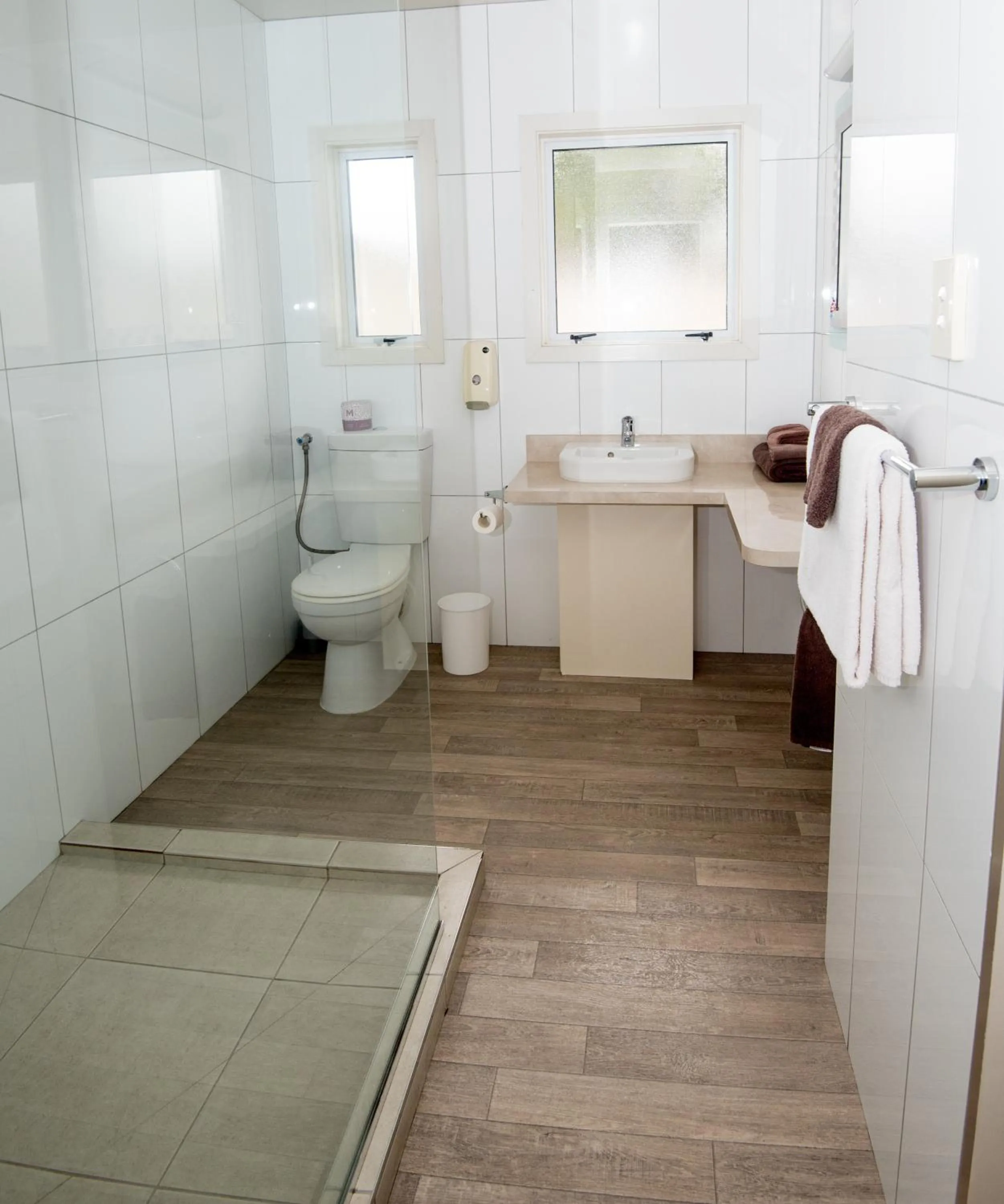 Toilet in AhiKaa Gisborne Motel