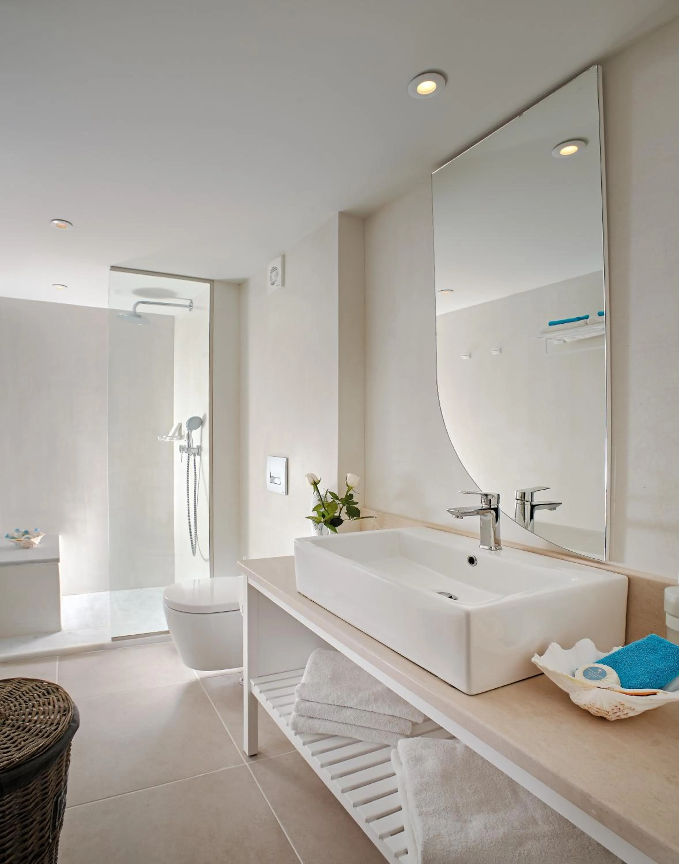 Bathroom in Out Of The Blue Resort & Spa