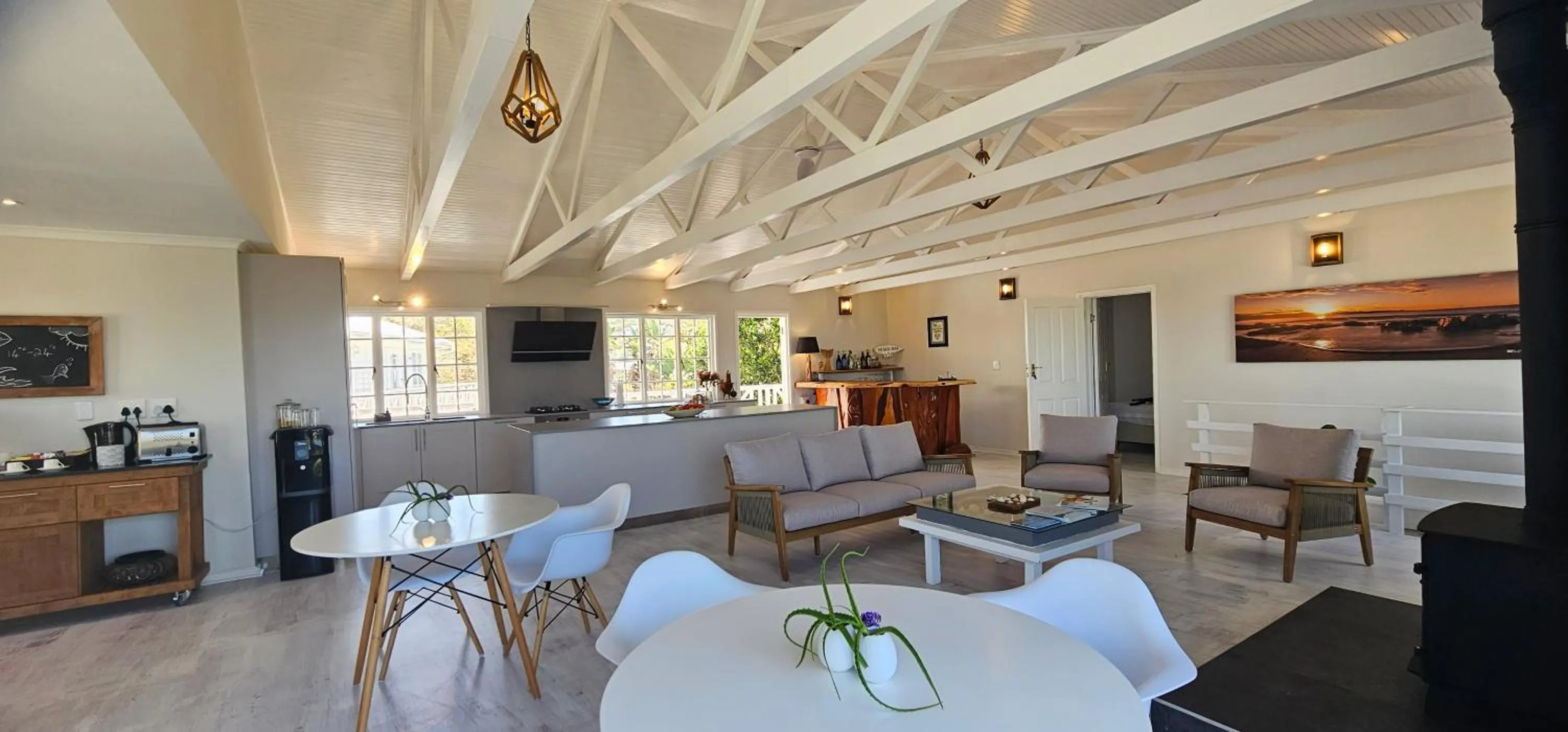 Lounge or bar in Brenton Beach House