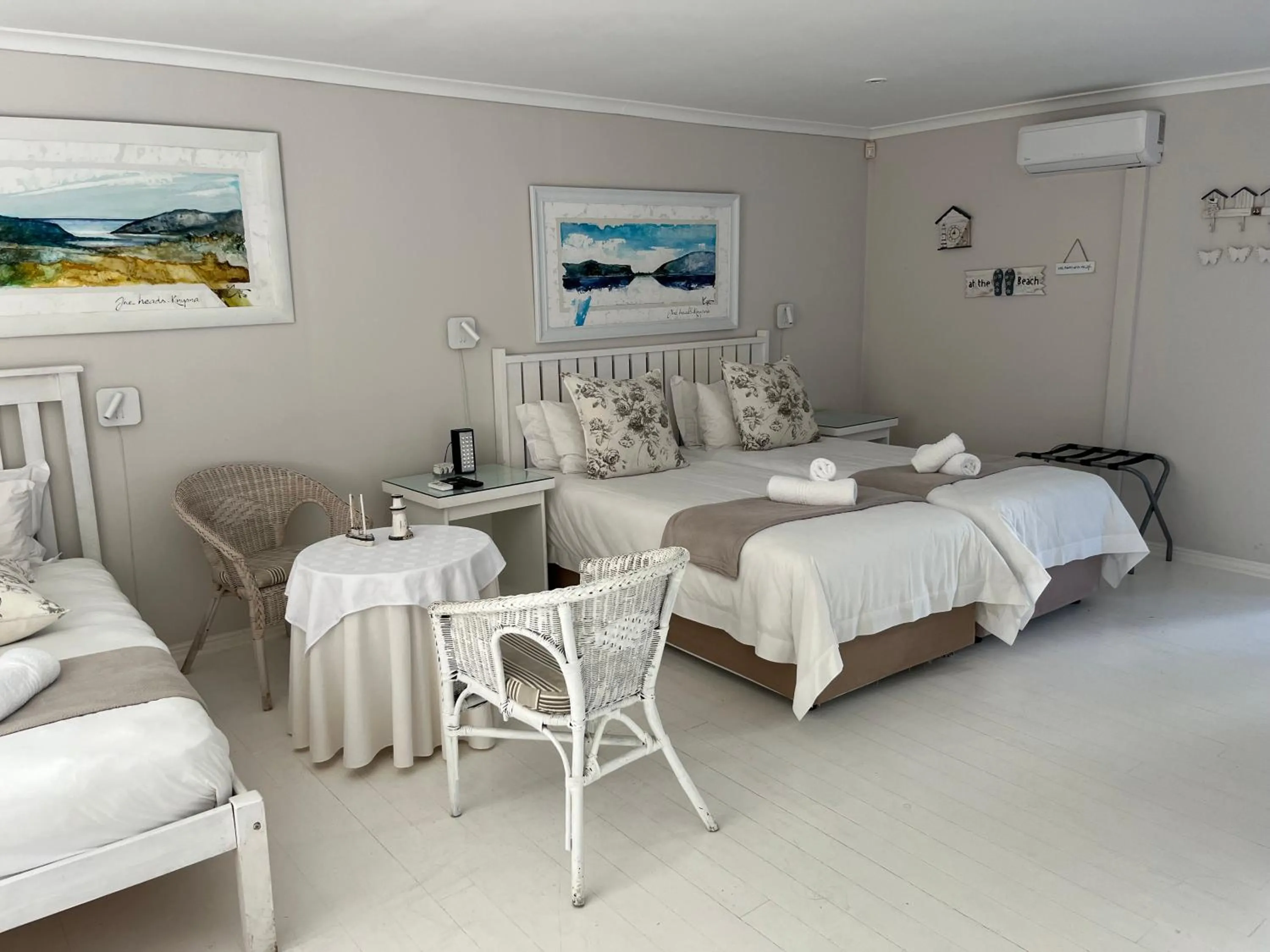 Bedroom, Bed in Brenton Beach House