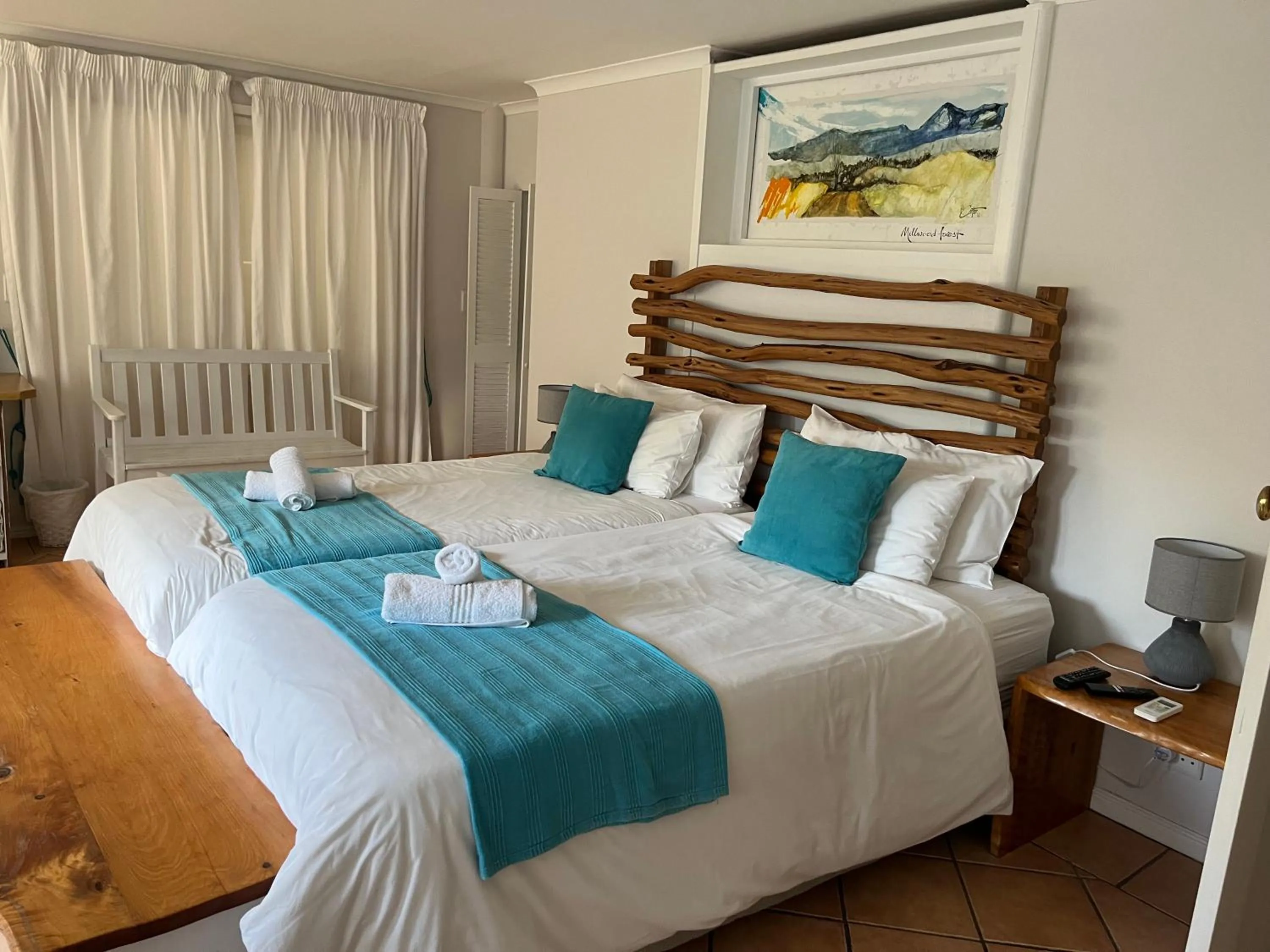 Bedroom, Bed in Brenton Beach House