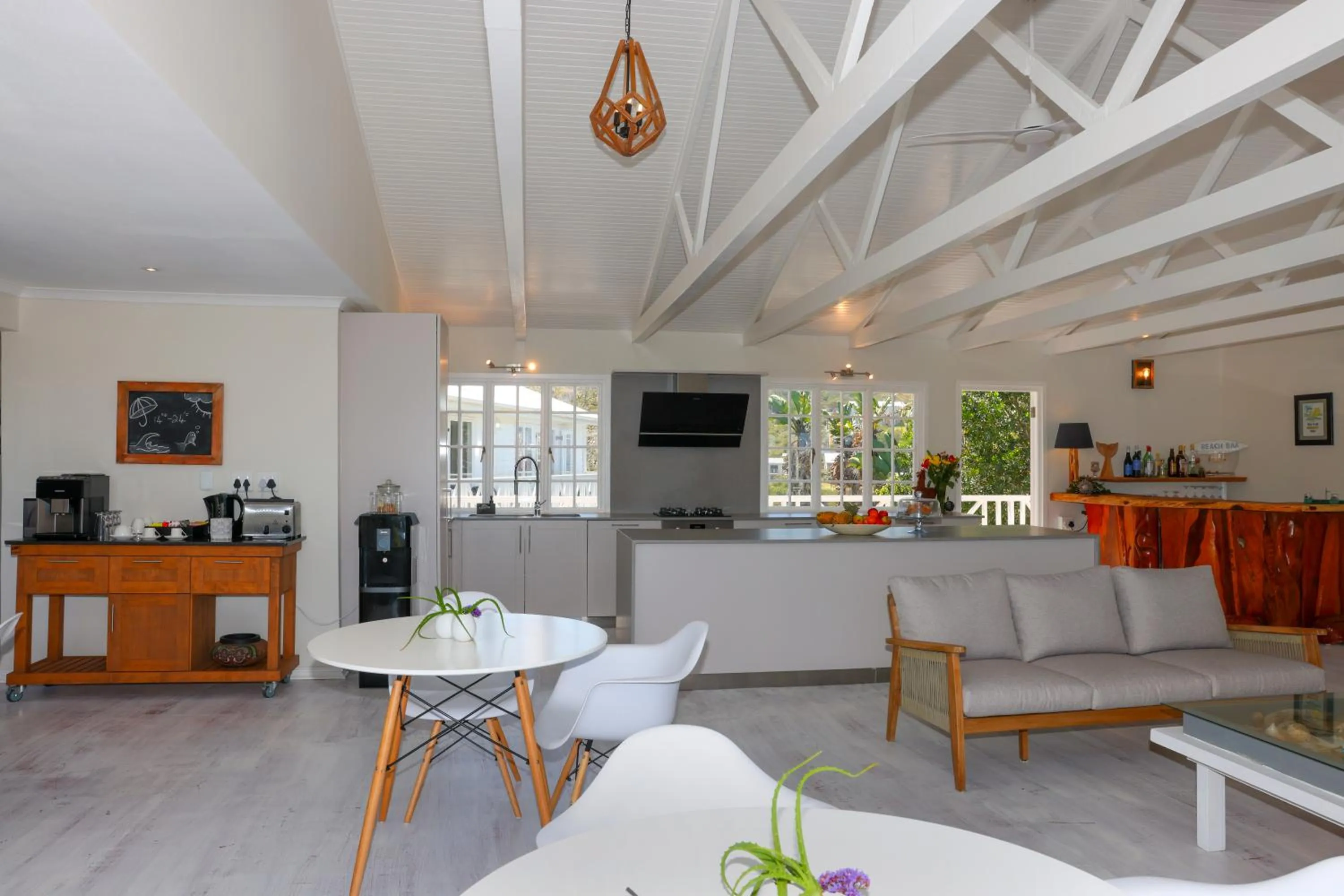 Lounge or bar in Brenton Beach House