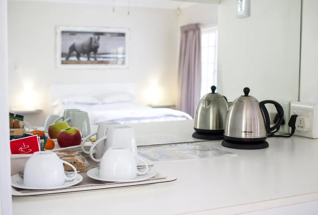 Coffee/tea facilities, Bed in South Villa Guesthouse&Garden