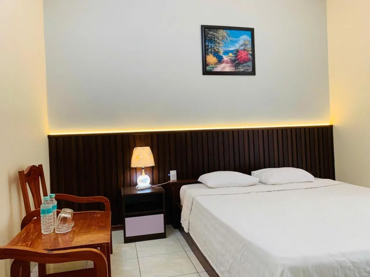 Bedroom, Bed in Lam Son Hotel