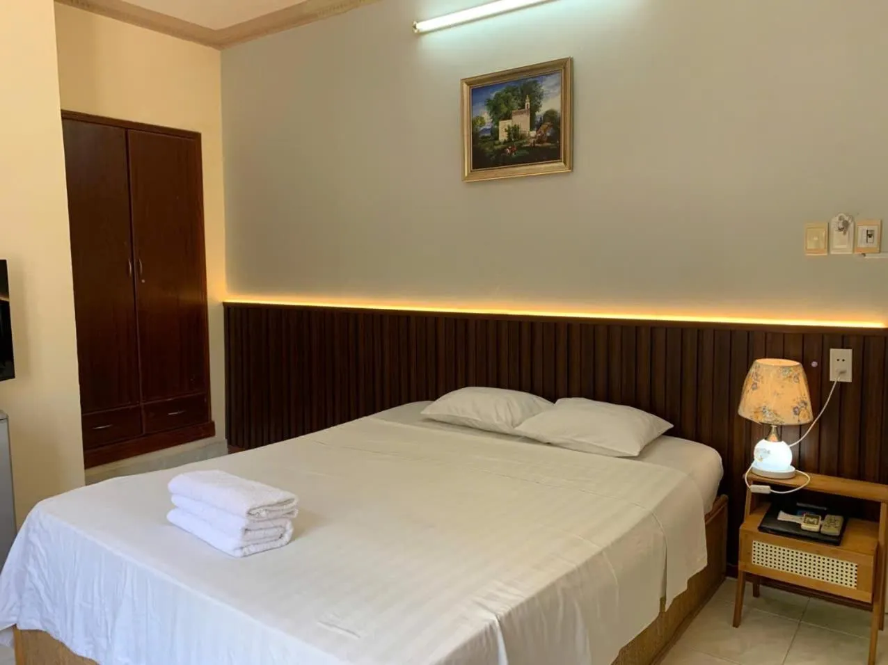 Bed in Lam Son Hotel