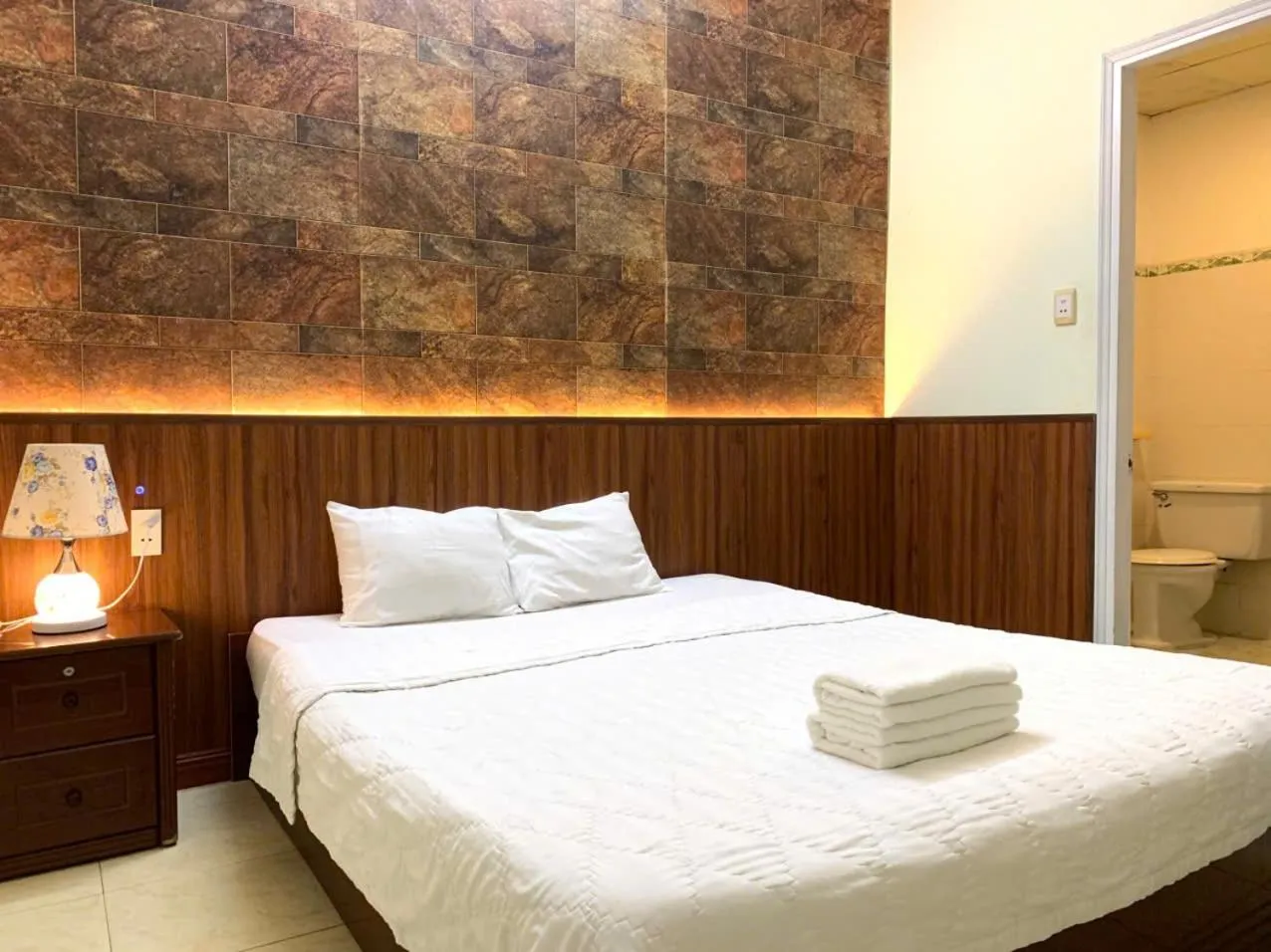 Bed in Lam Son Hotel