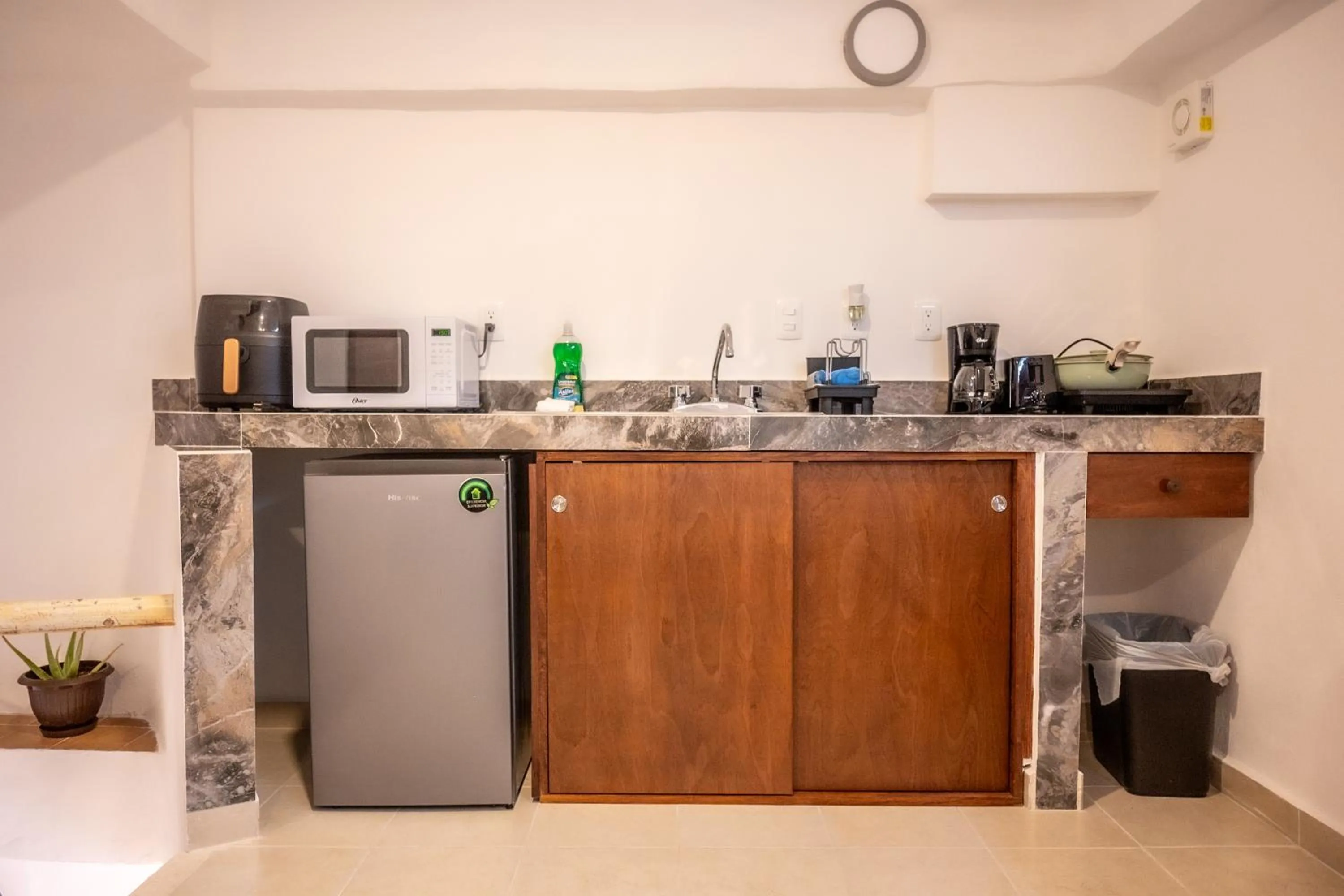 Kitchen or kitchenette in Cancún Suites Apartments - Hotel Zone