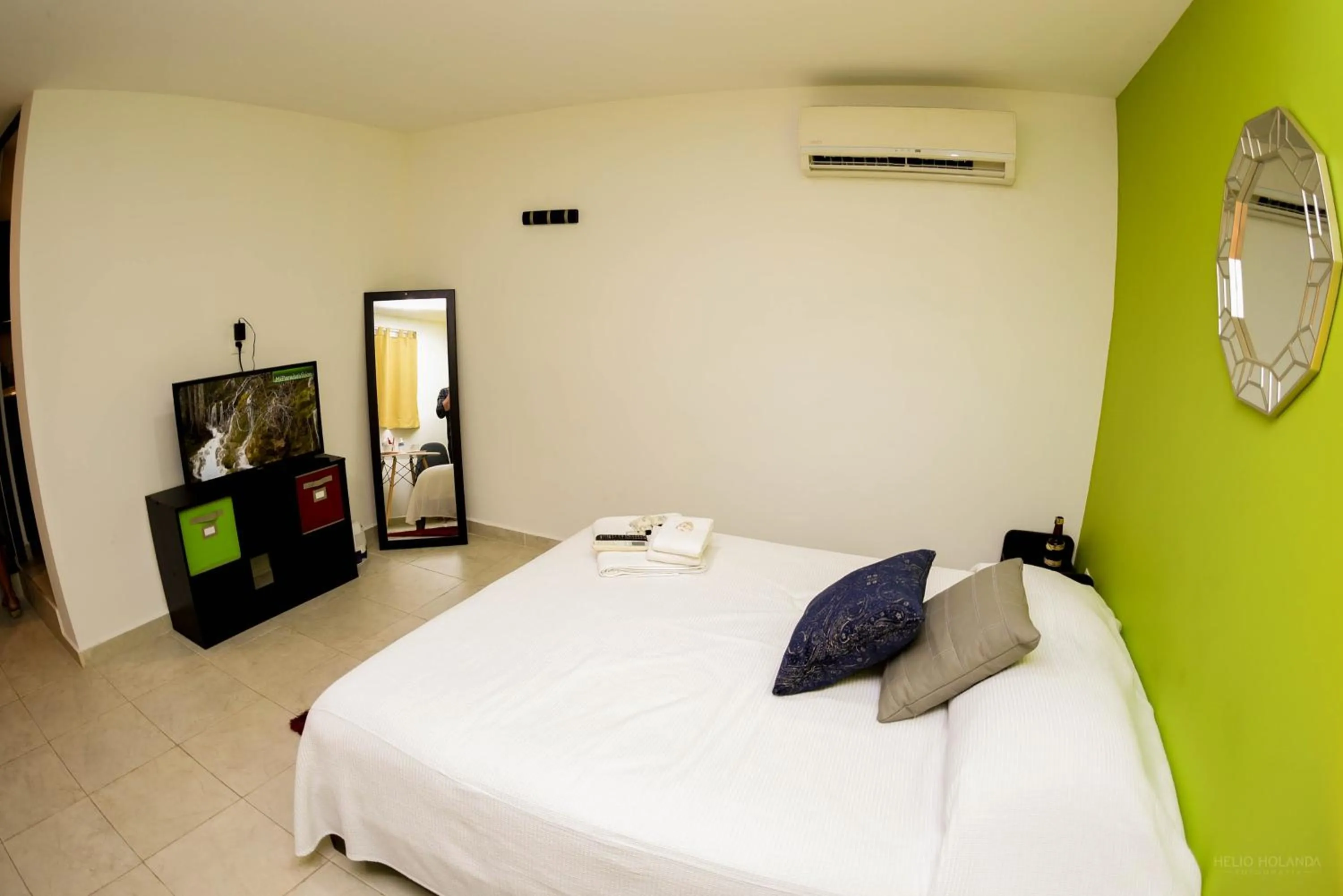 Photo of the whole room, Bed in Cancún Suites Apartments - Hotel Zone
