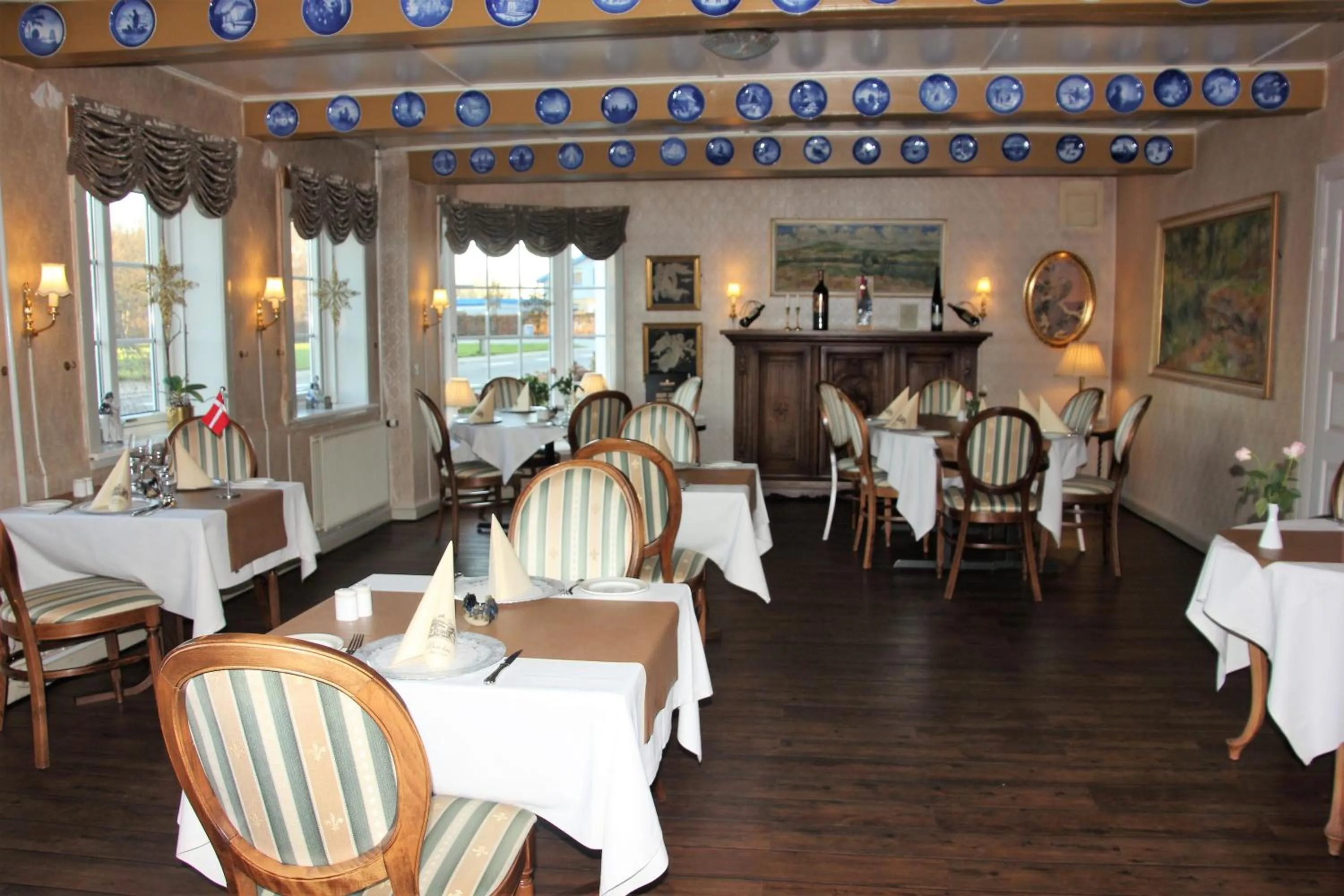 Restaurant/places to eat in Hotel Bov Kro
