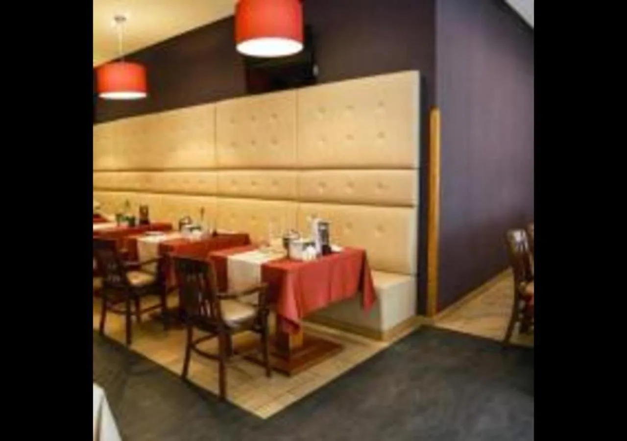 Property building in Erdőspuszta Club Hotel Fenyves