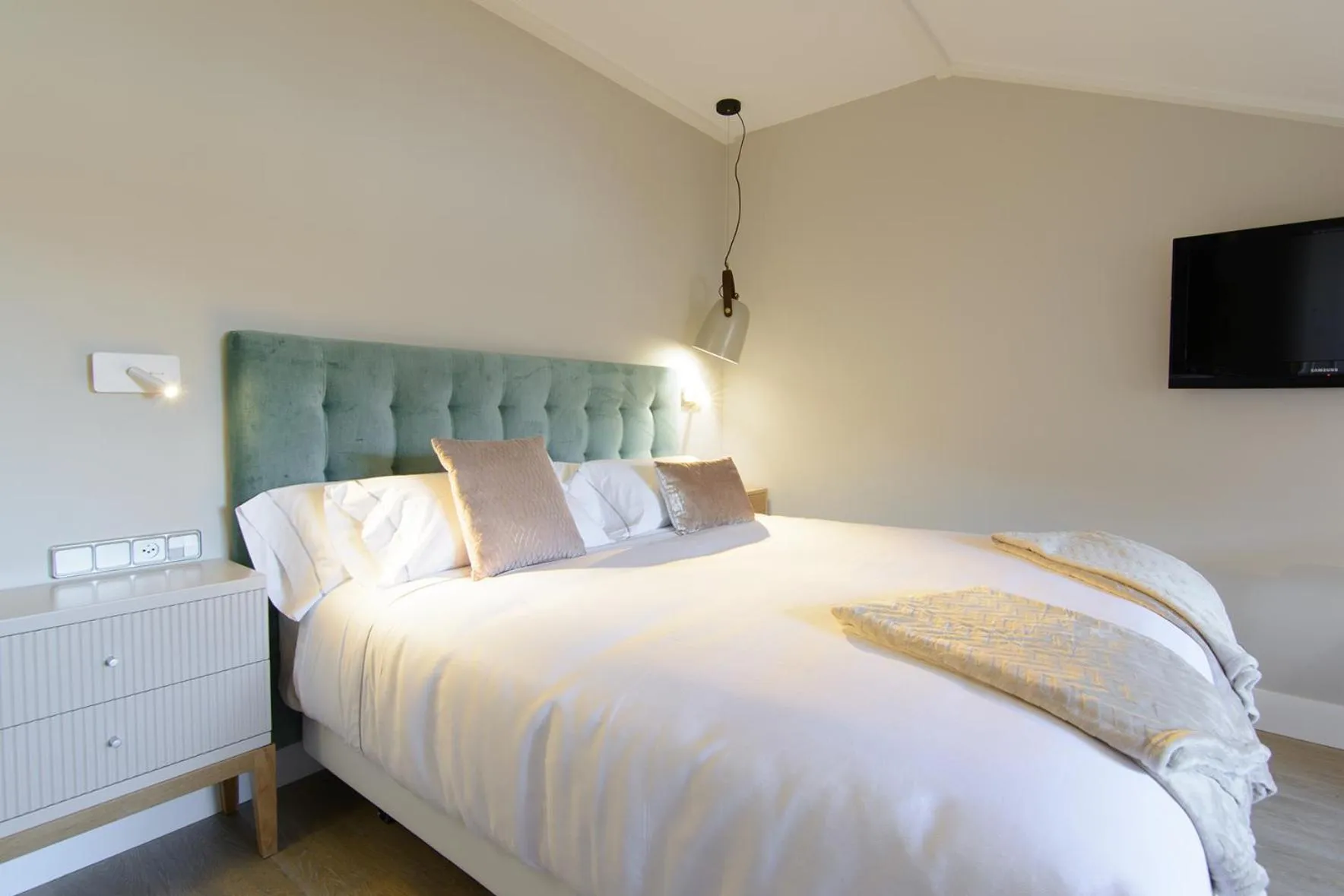 Bed in Pazo de Mendoza