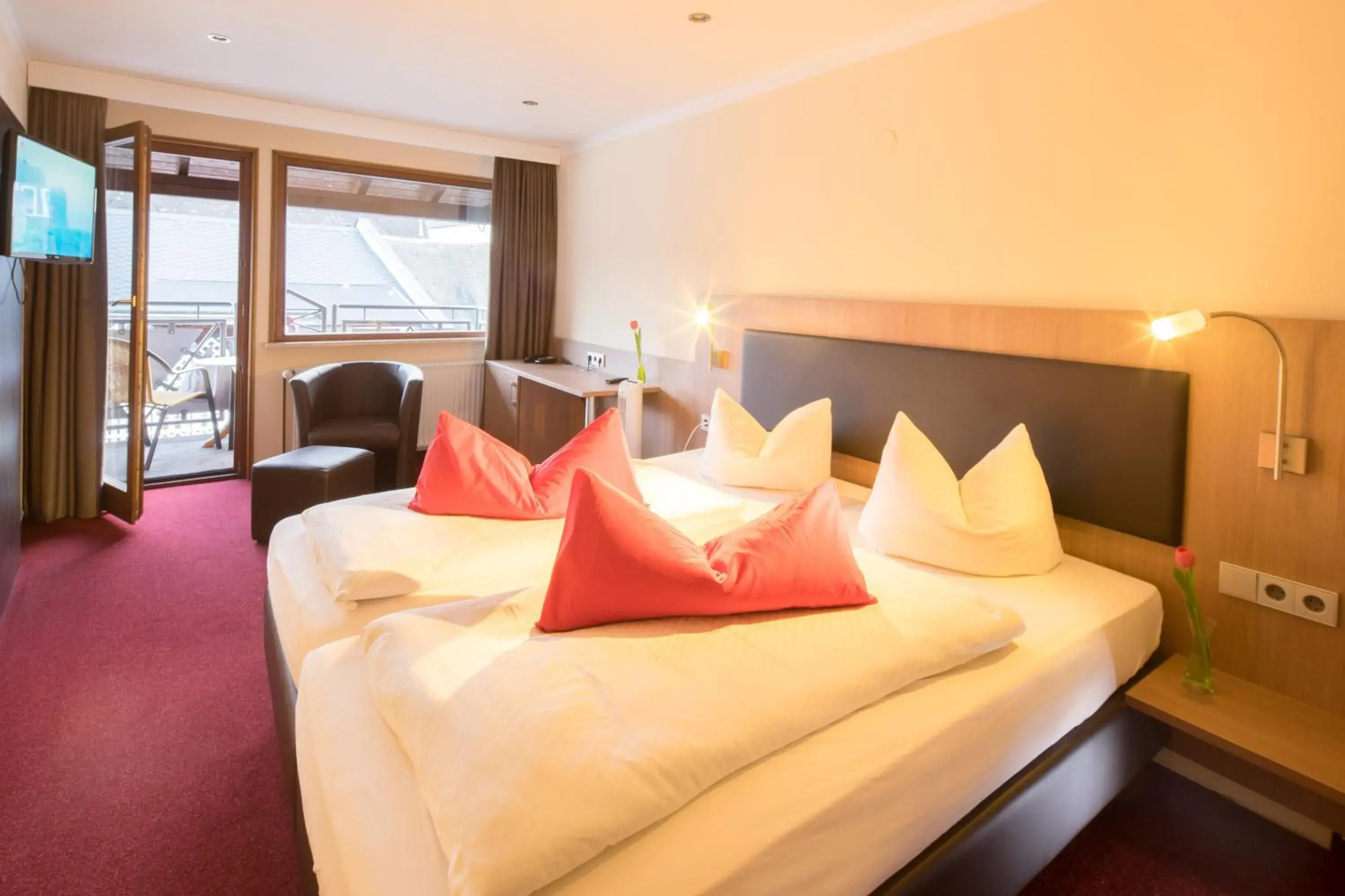 Standard Double Room with Balcony in Bacharacher Hof Standard Double Room with Balcony in Bacharacher Hof