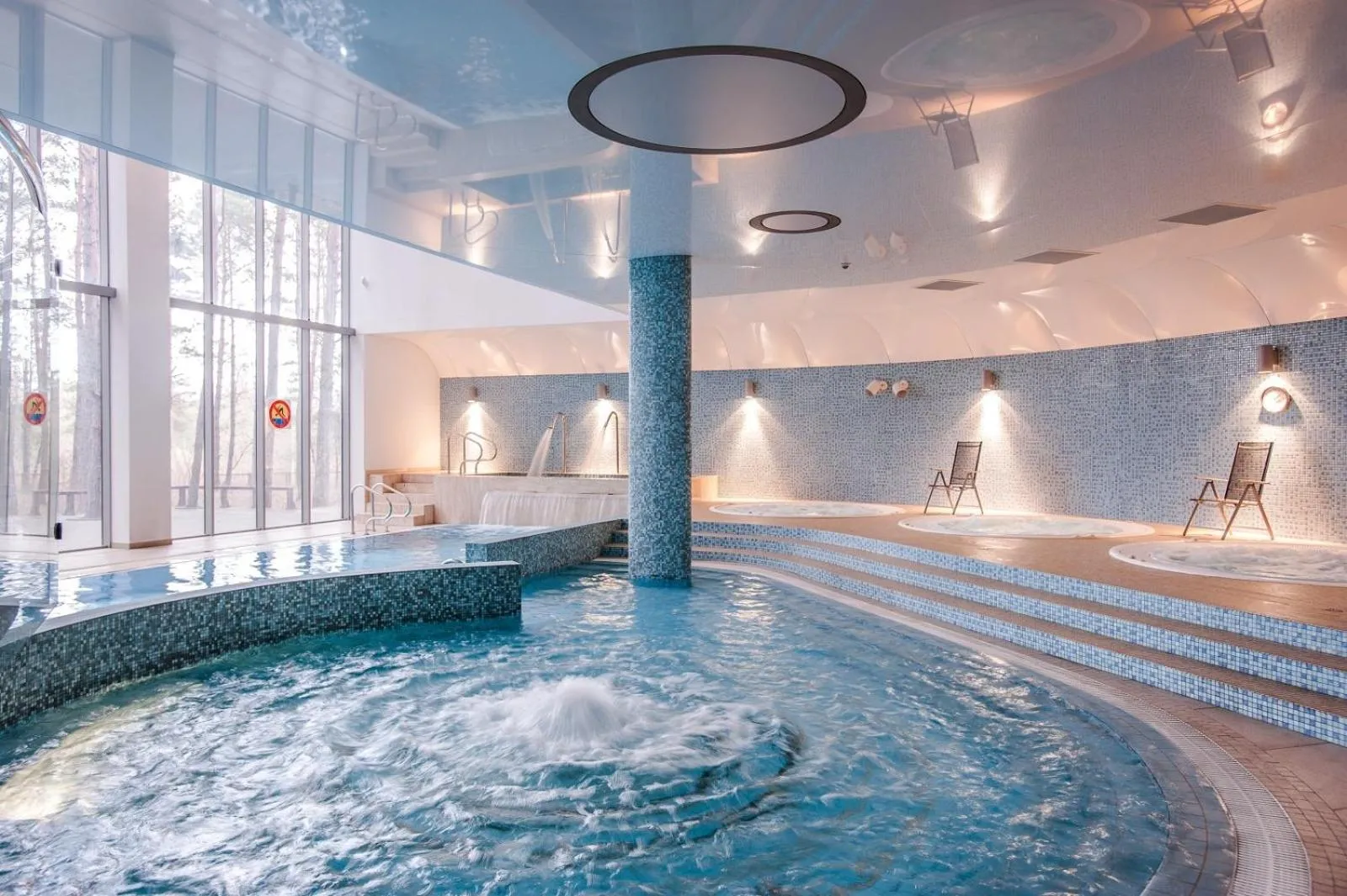 Swimming pool in Hotel Uroczysko