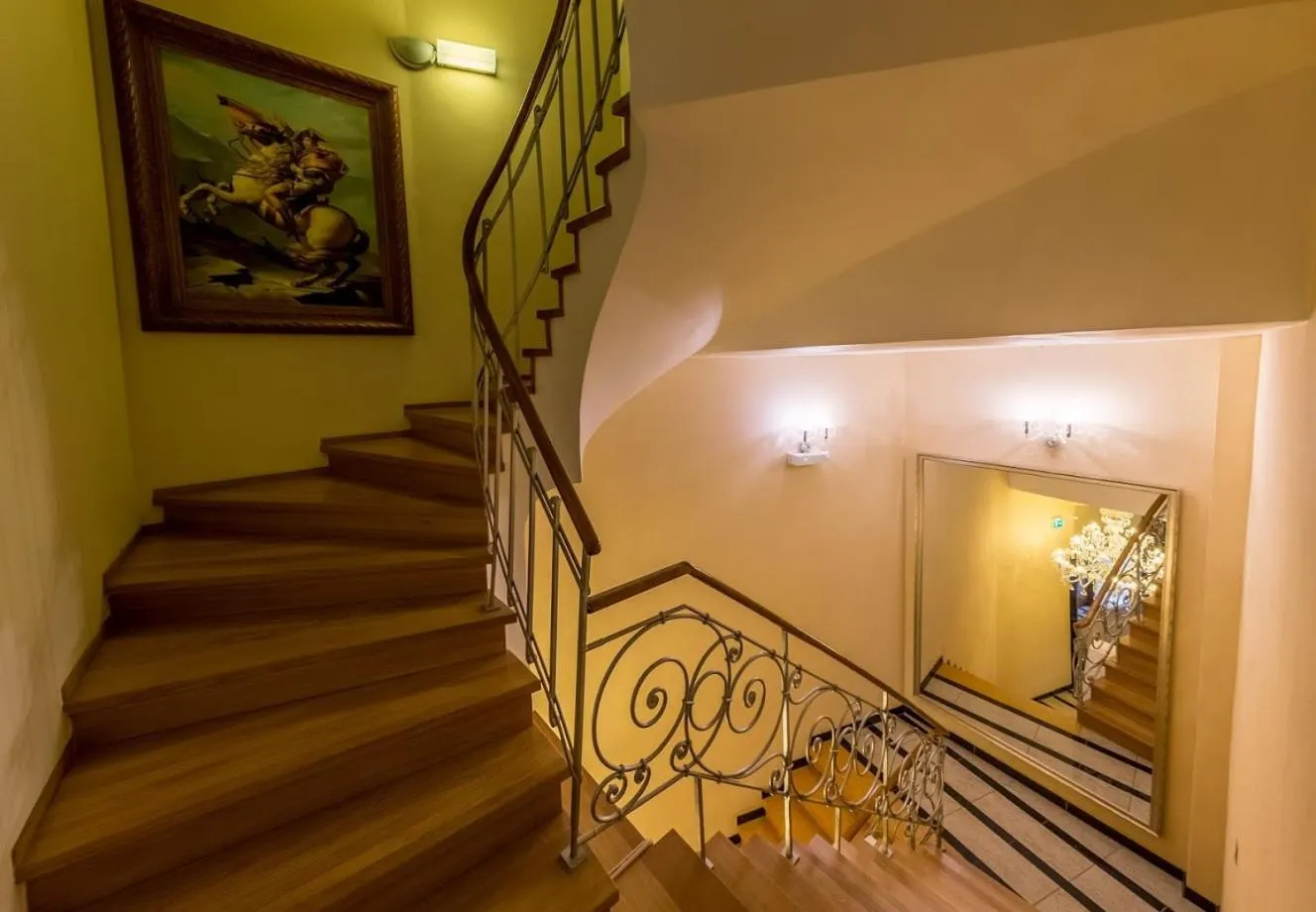 Lobby or reception in Hotel Expo Frankfurt City Centre - Self Check-In