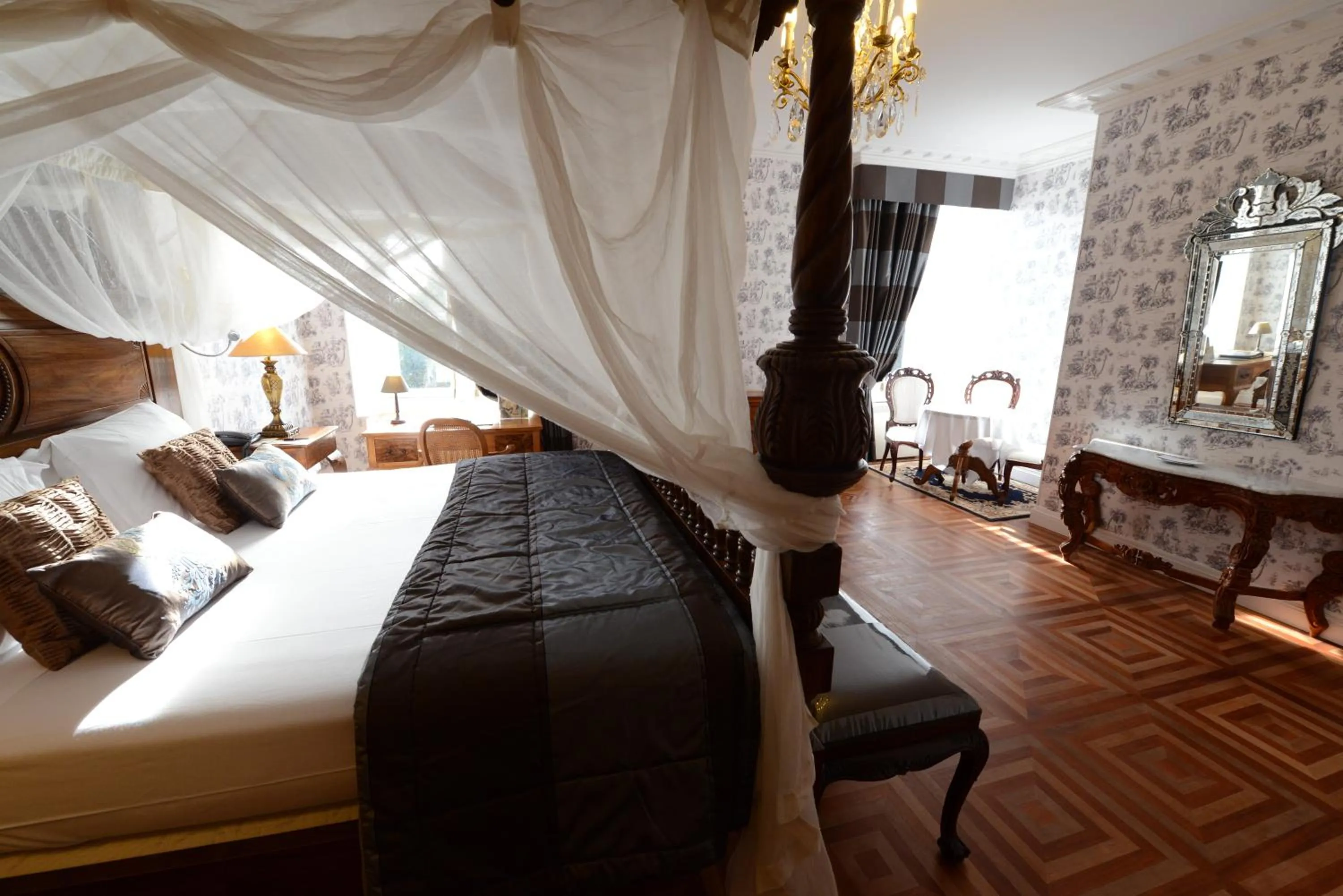 Bedroom, Bed in Chateau Du Boisniard