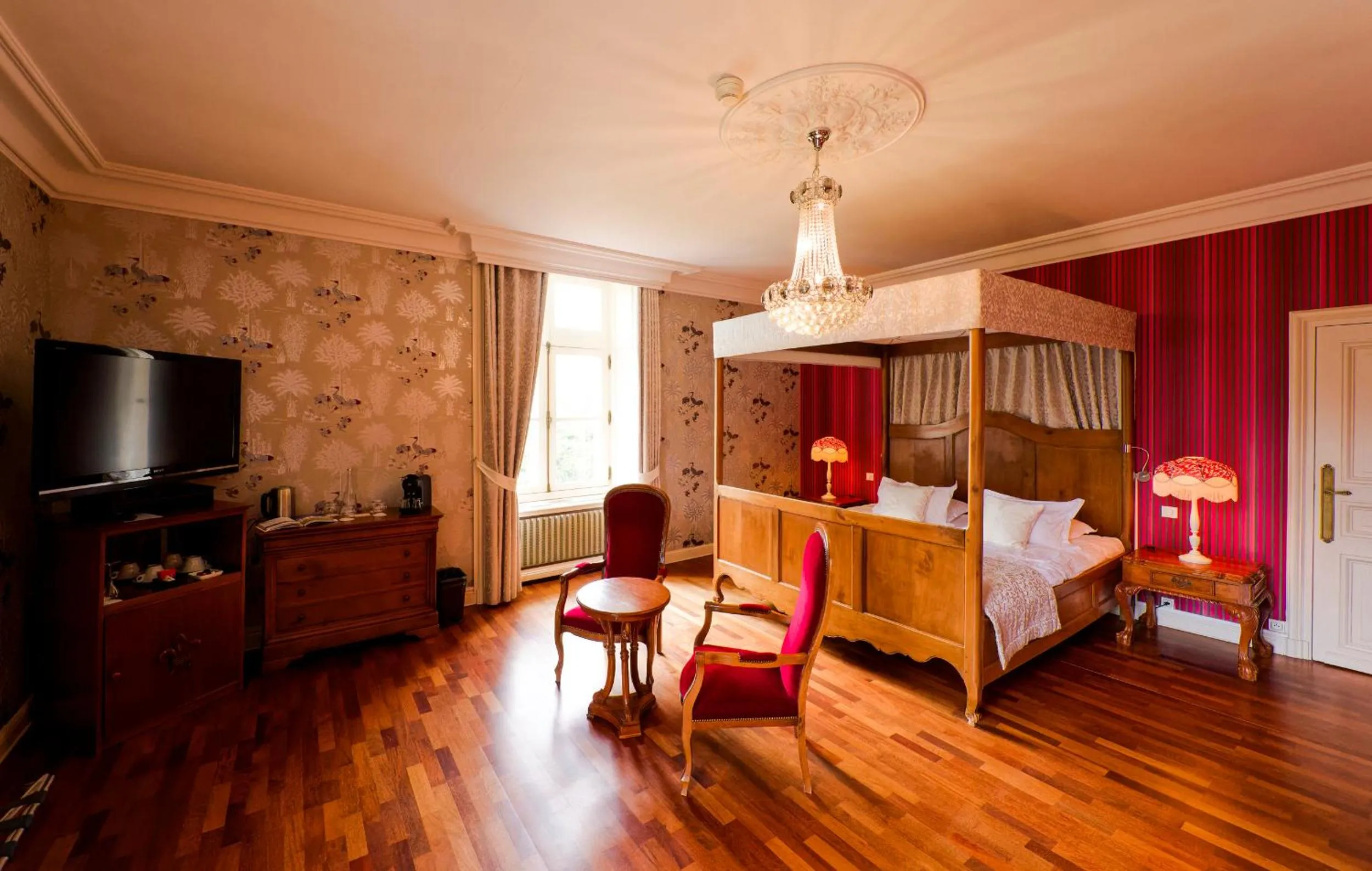 Bedroom, Bed in Chateau Du Boisniard