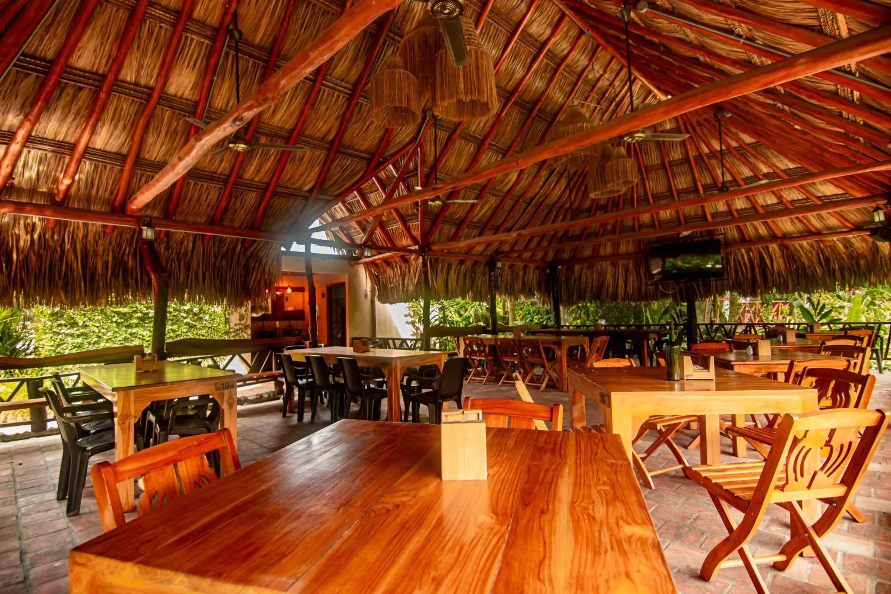 Restaurant/places to eat in Portales del Tayrona Garden Hotel