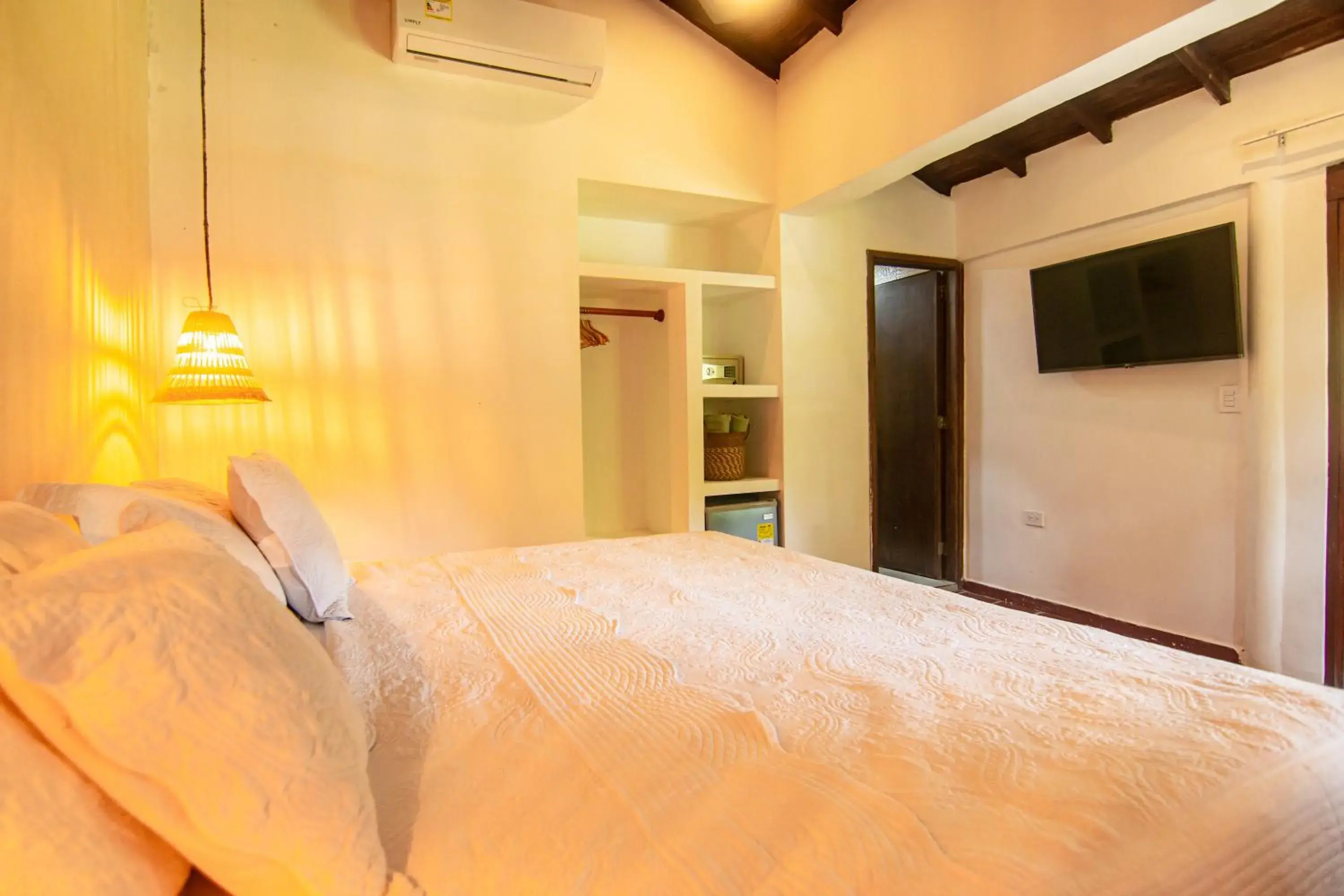King Room with Balcony in Portales del Tayrona Garden Hotel King Room with Balcony in Portales del Tayrona Garden Hotel