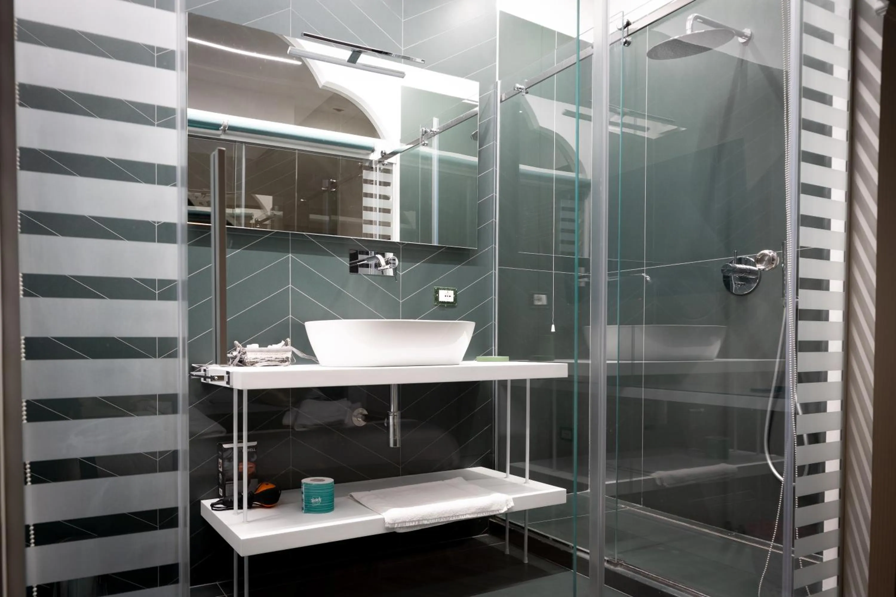 Shower in NapoliViva