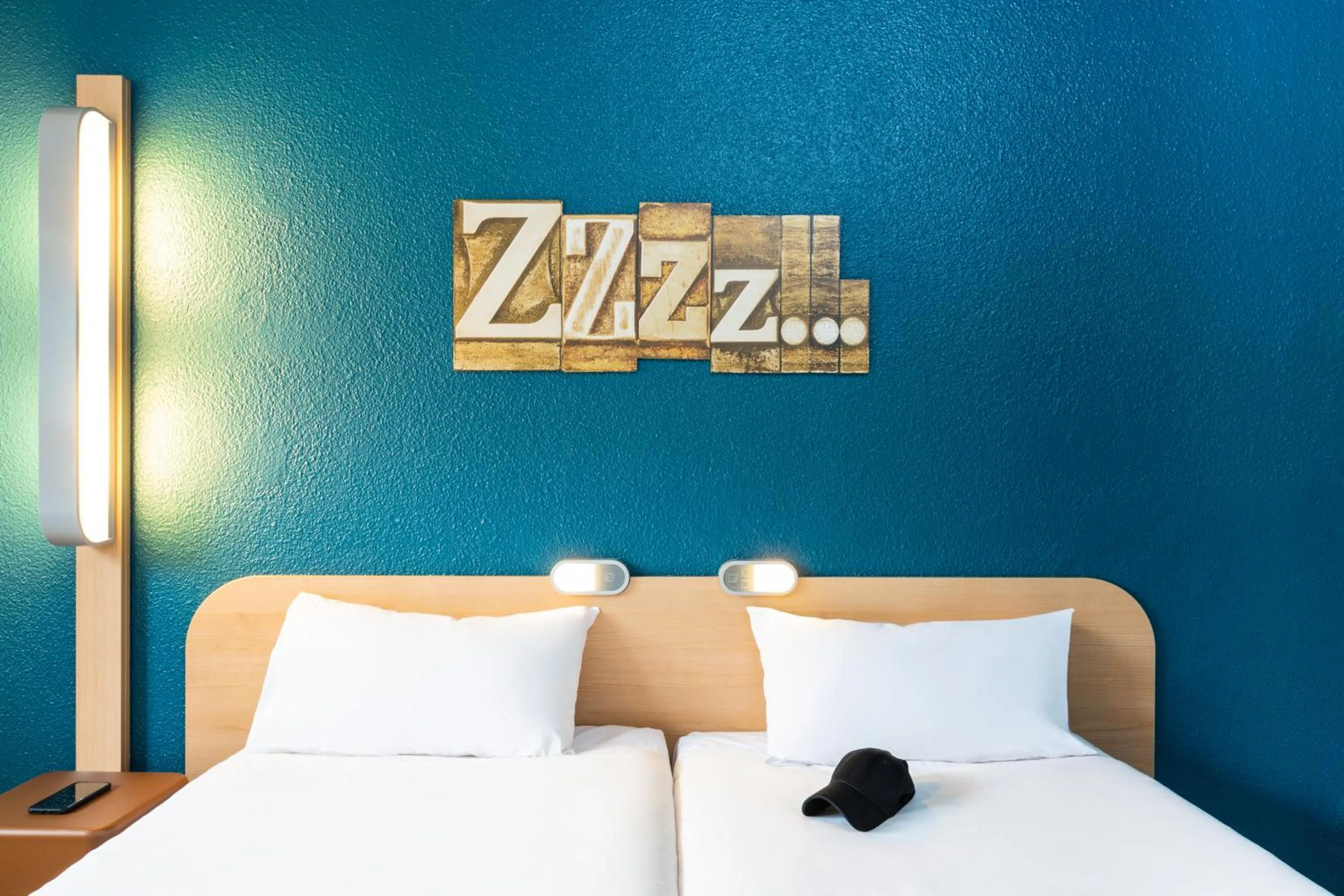 Bed in ibis budget Paris Porte de Pantin