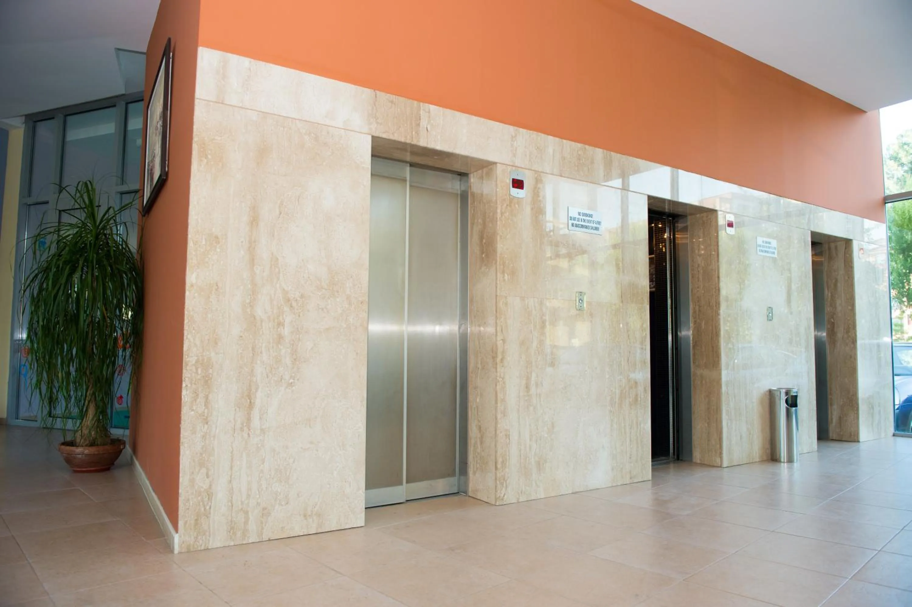 Decorative detail in Ivana Palace Hotel - Free Parking