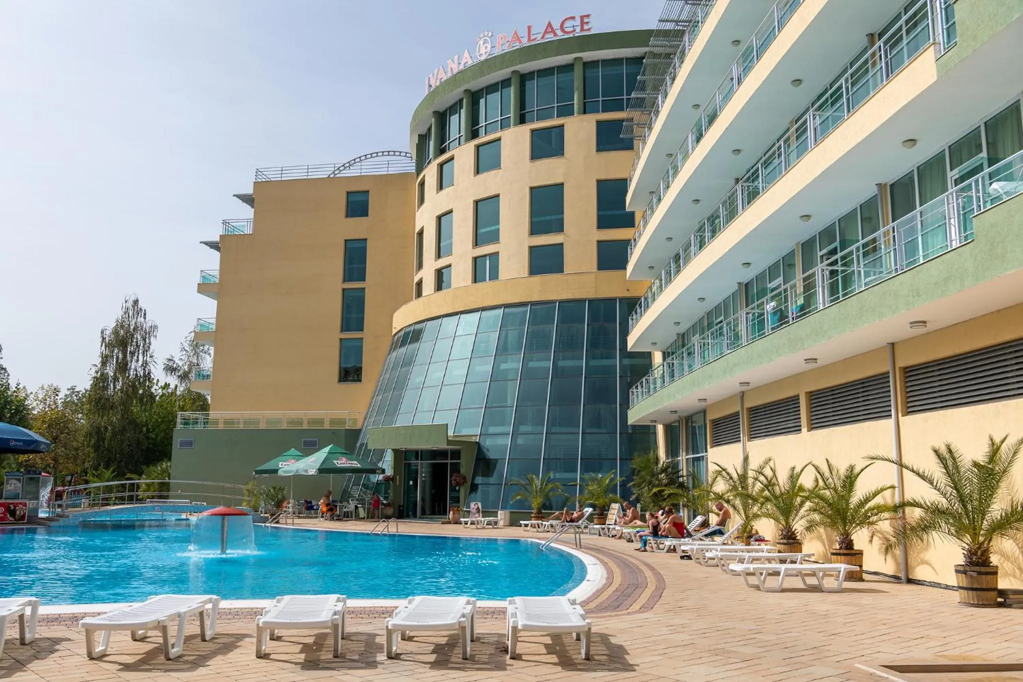 Ivana Palace Hotel - Free Parking