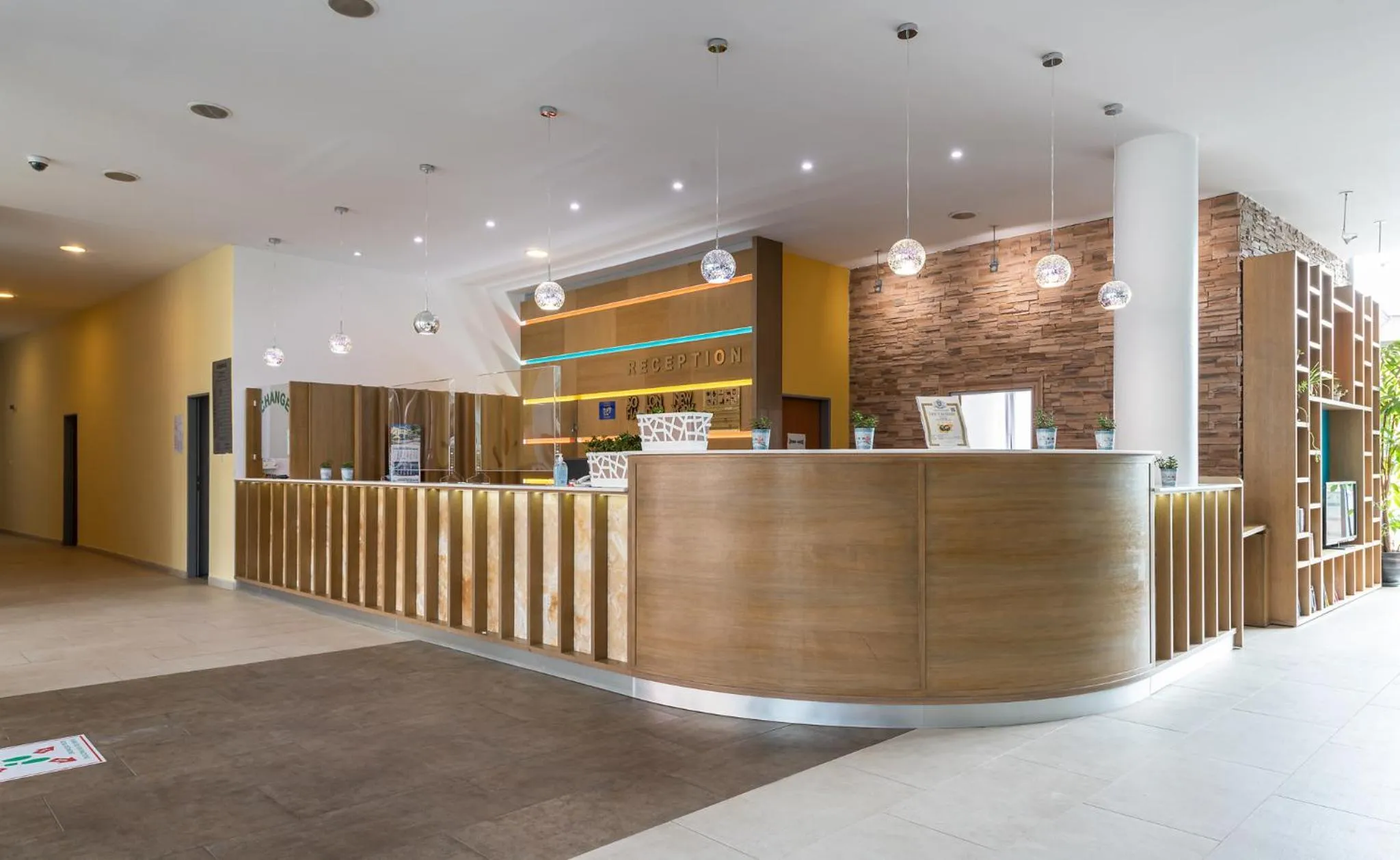 Lobby or reception in Ivana Palace Hotel - Free Parking