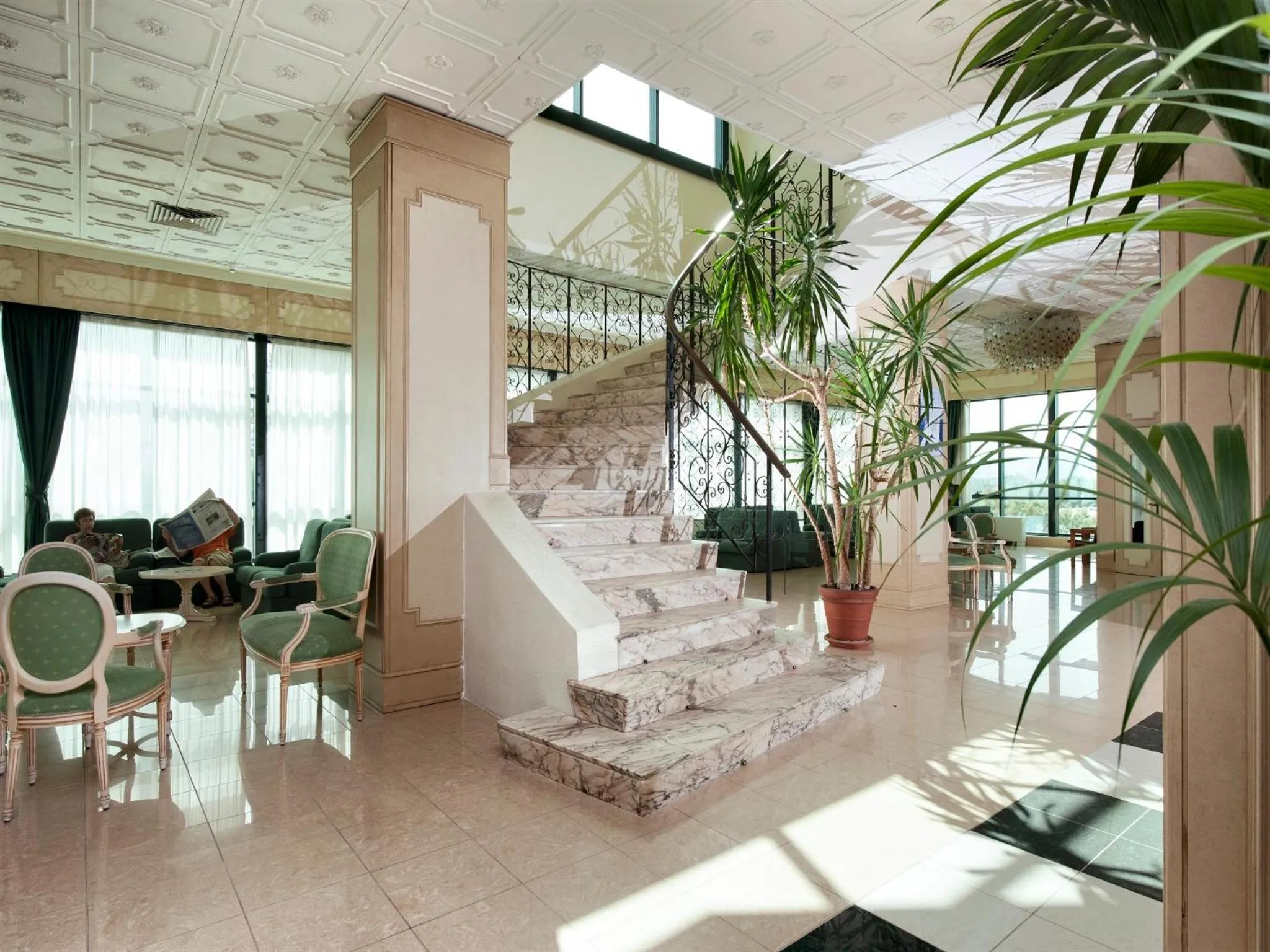 Lobby or reception in Hotel Mediterraneo