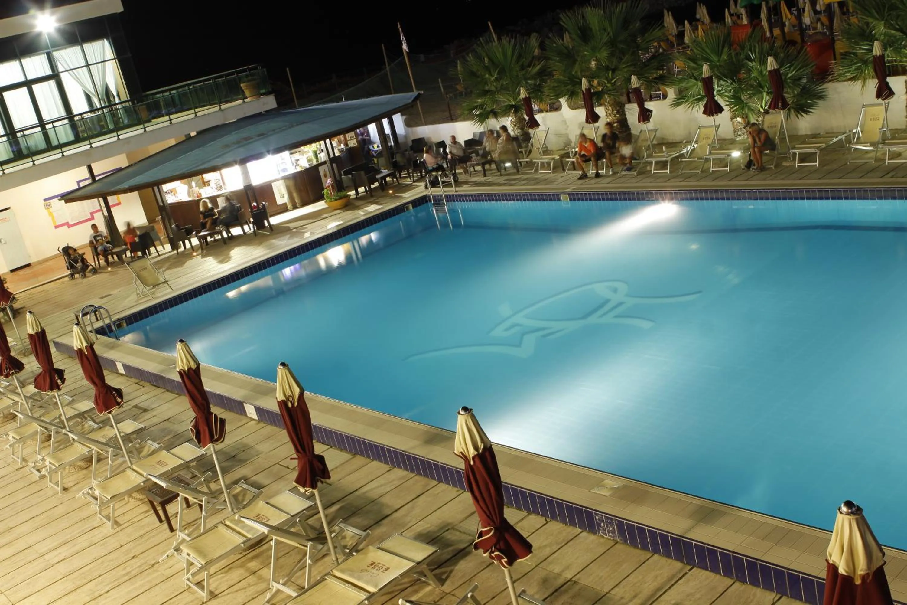 Swimming pool in Hotel Mediterraneo