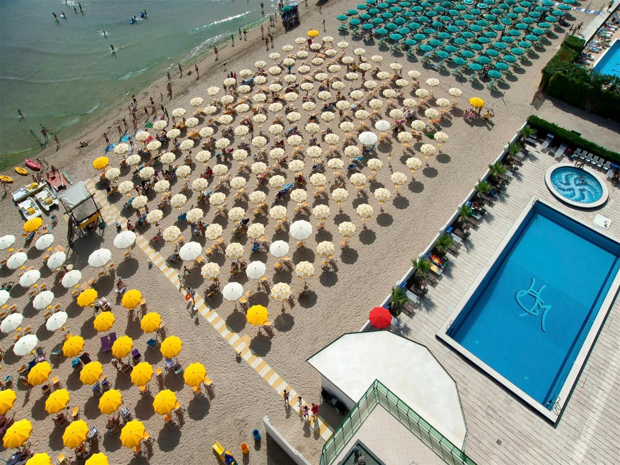 Beach in Hotel Mediterraneo