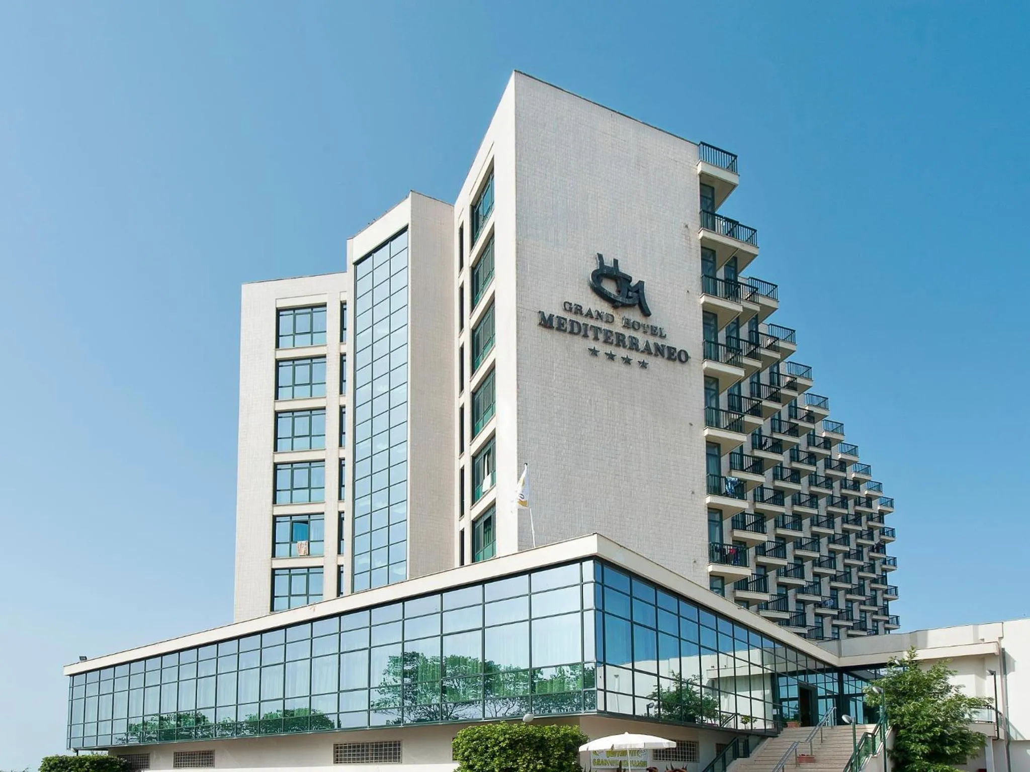 Facade/entrance in Hotel Mediterraneo