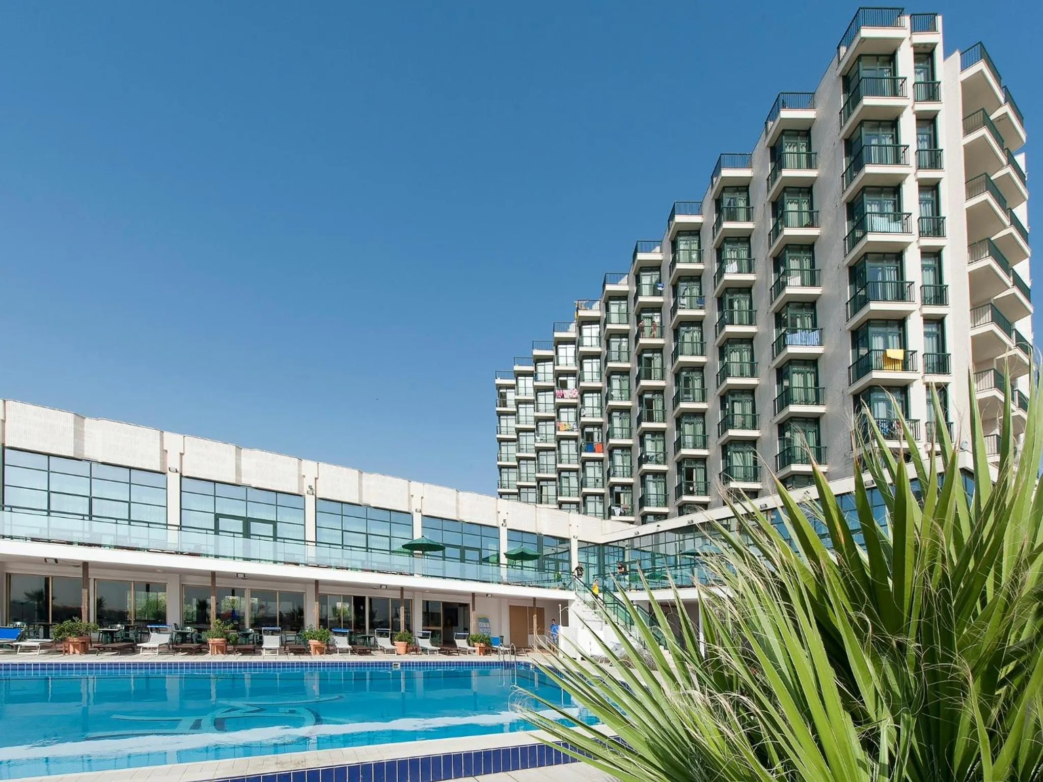 Facade/entrance in Hotel Mediterraneo