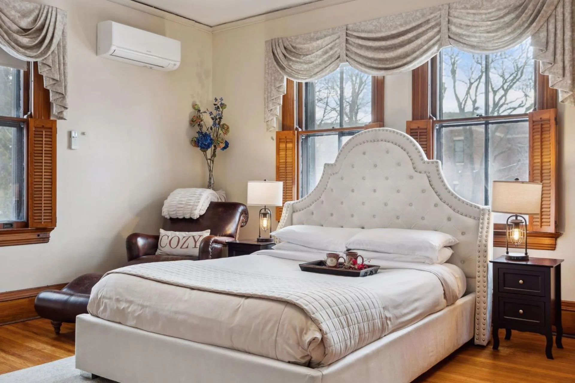 Bed in Historic District BnB