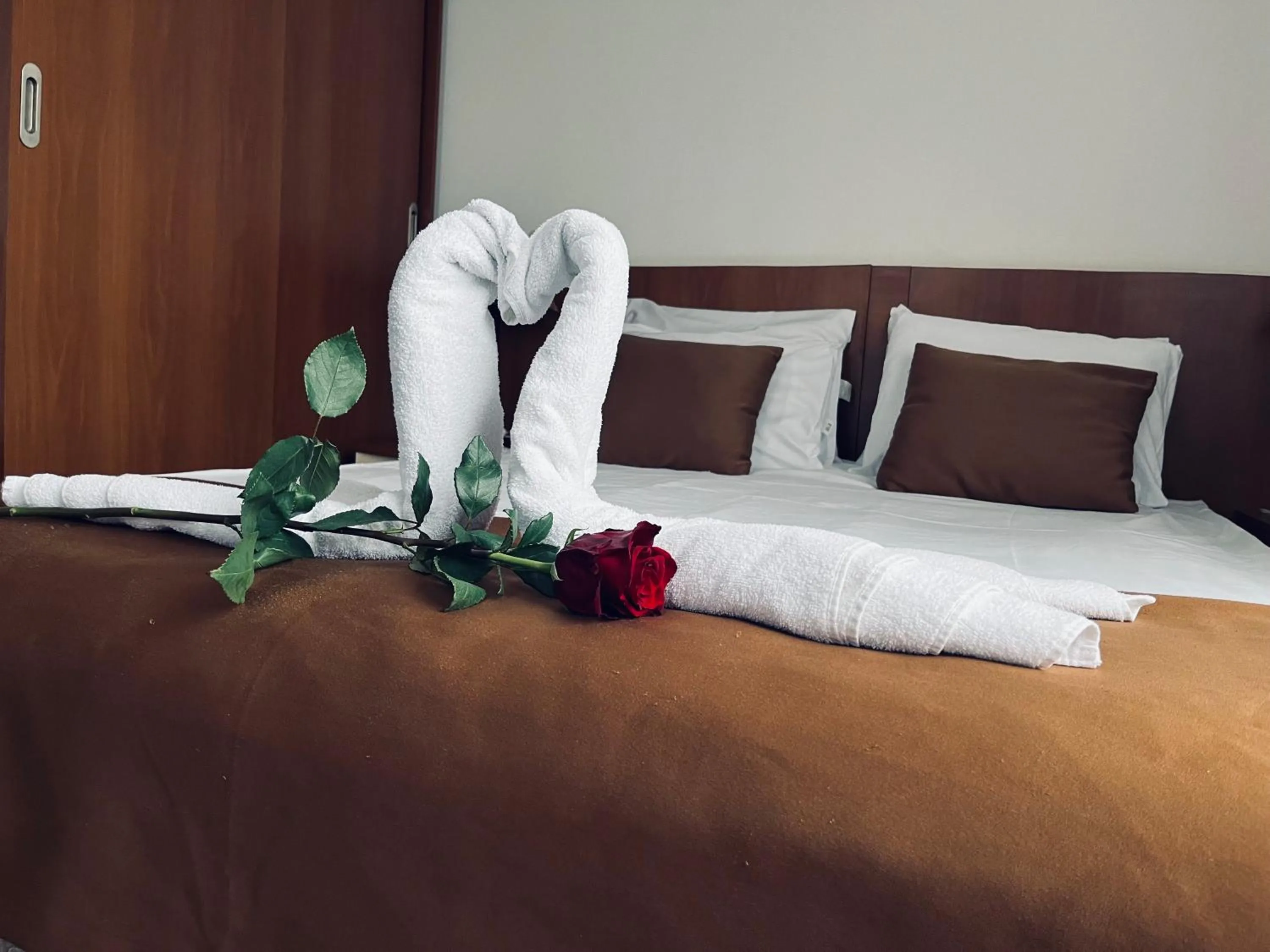 Photo of the whole room, Bed in Slavyanska Beseda Hotel