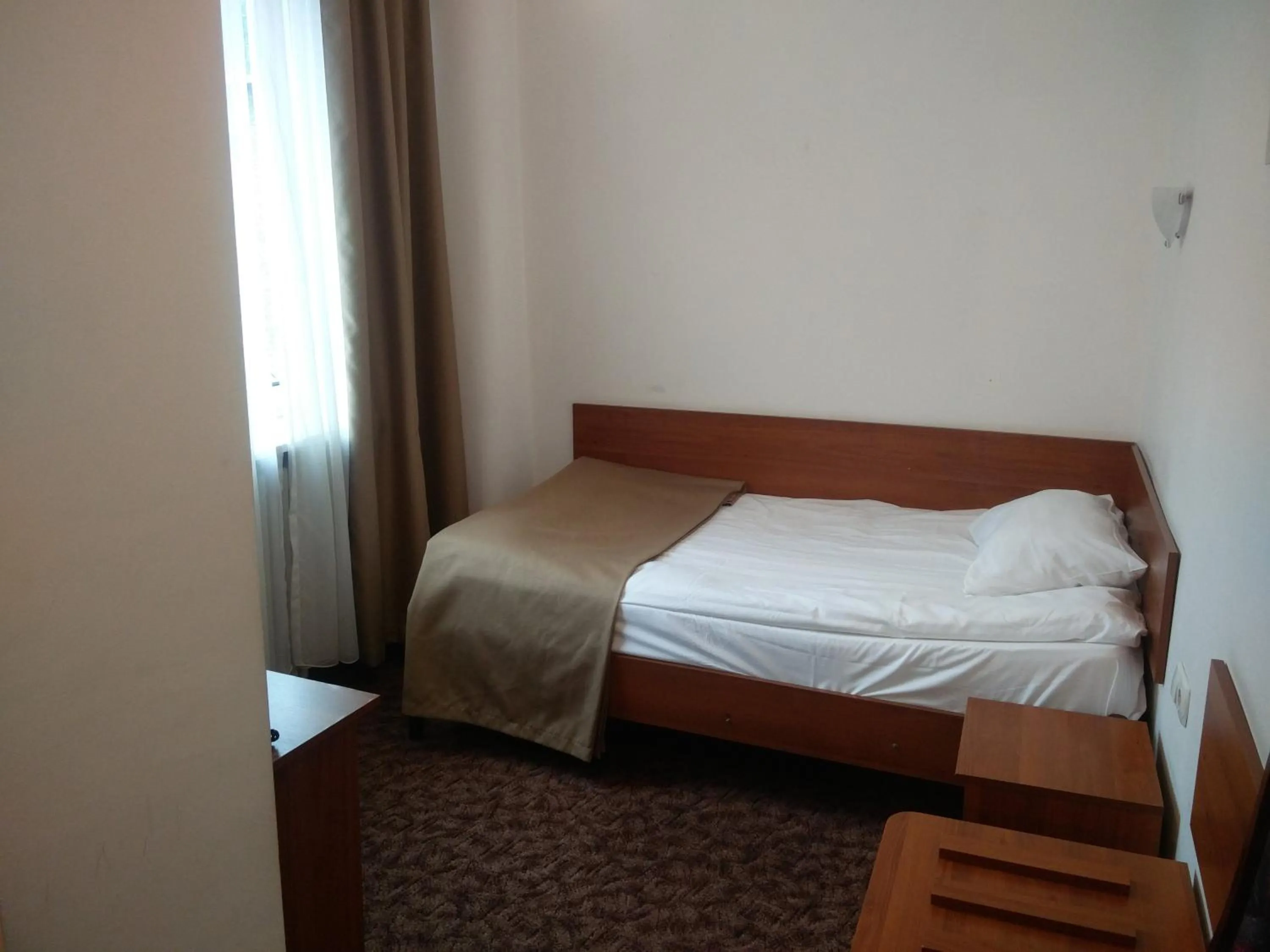 Bed in Slavyanska Beseda Hotel