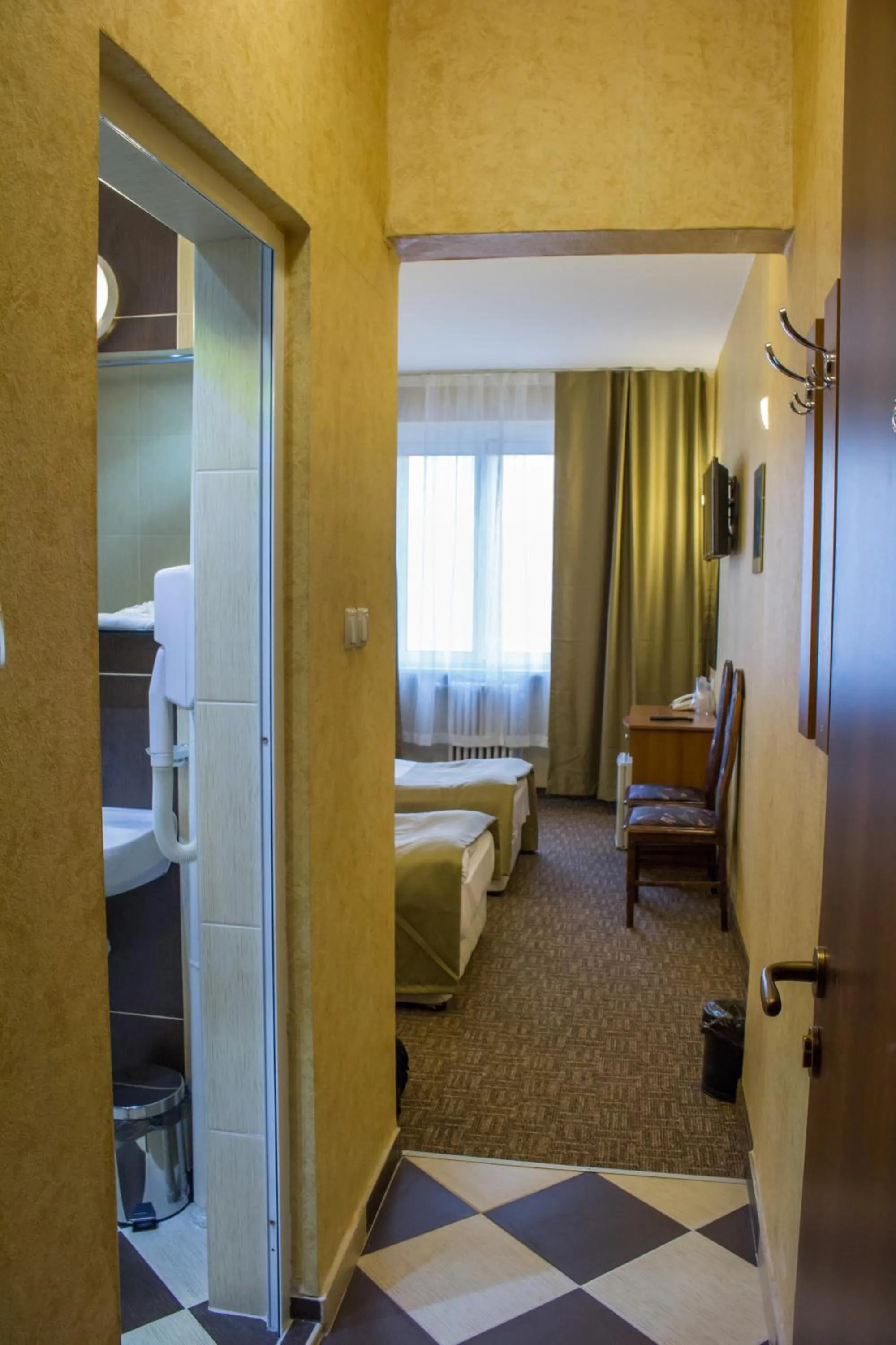 Photo of the whole room, Bed in Slavyanska Beseda Hotel