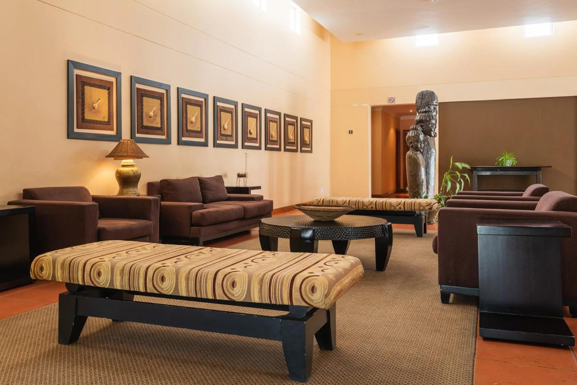 Seating area in Protea Hotel by Marriott Ondangwa