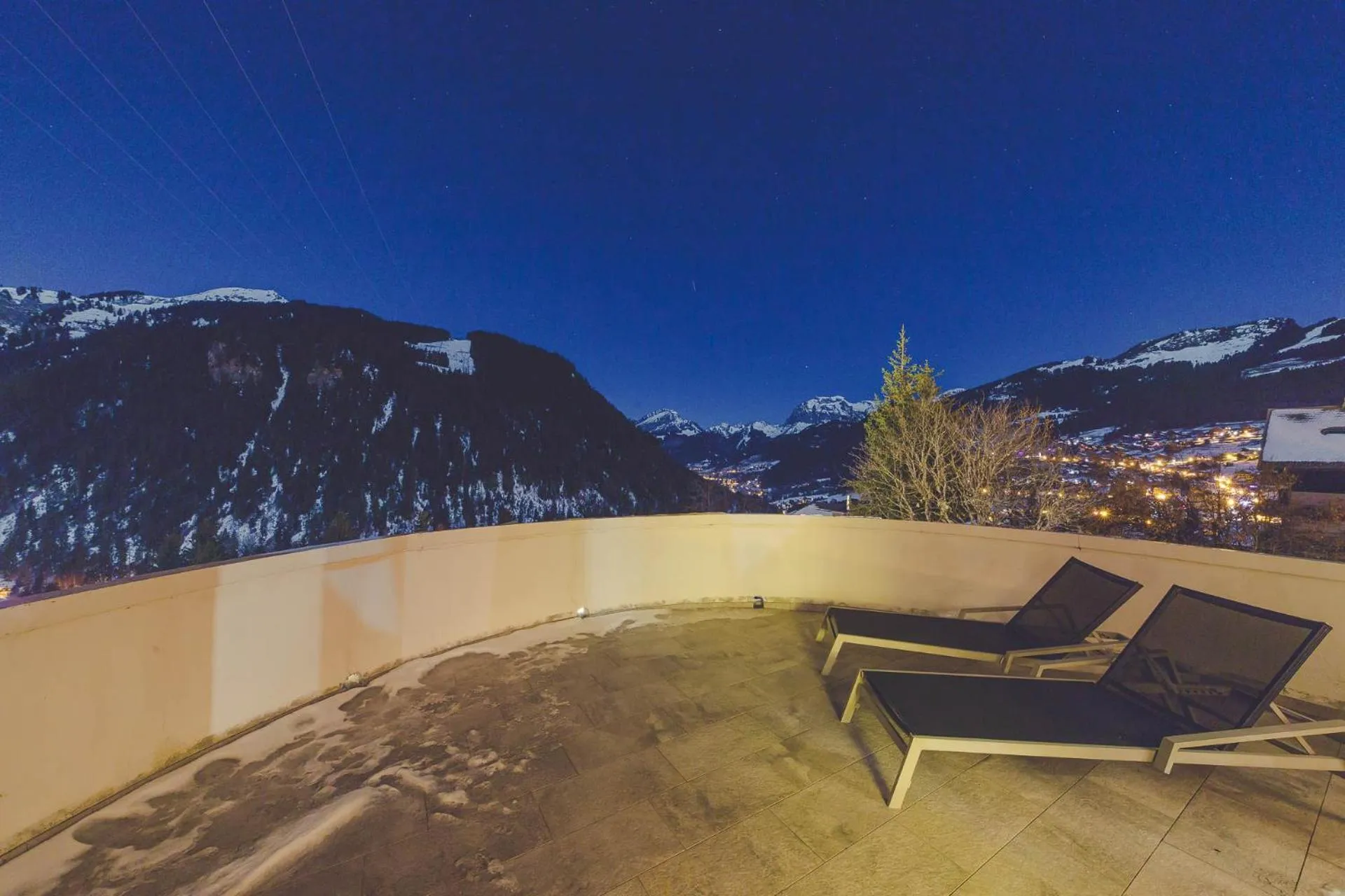 Fleur De Neige Châtel